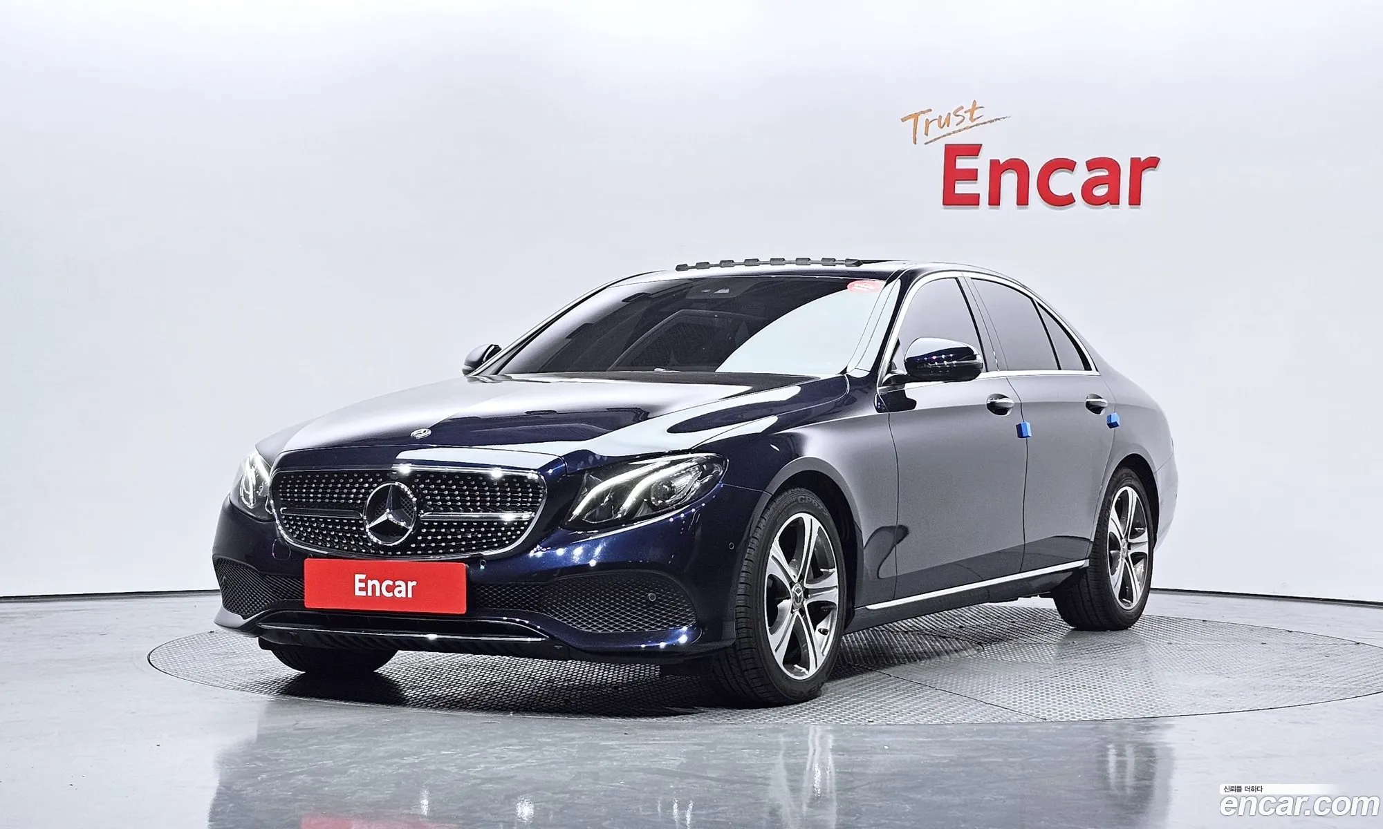 Mercedes-Benz E-Klasse V W213 S213 C238 E300 Avantgarde 2019 - фотография 12650871