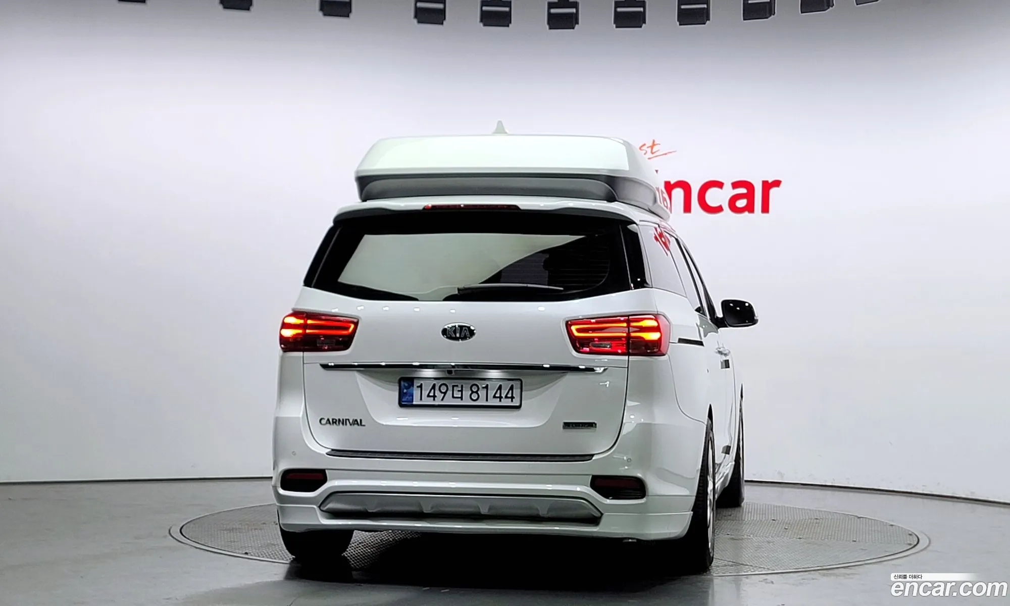 Kia Carnival Iii 9-Seater High Limousine 2019 - фотография 11276107