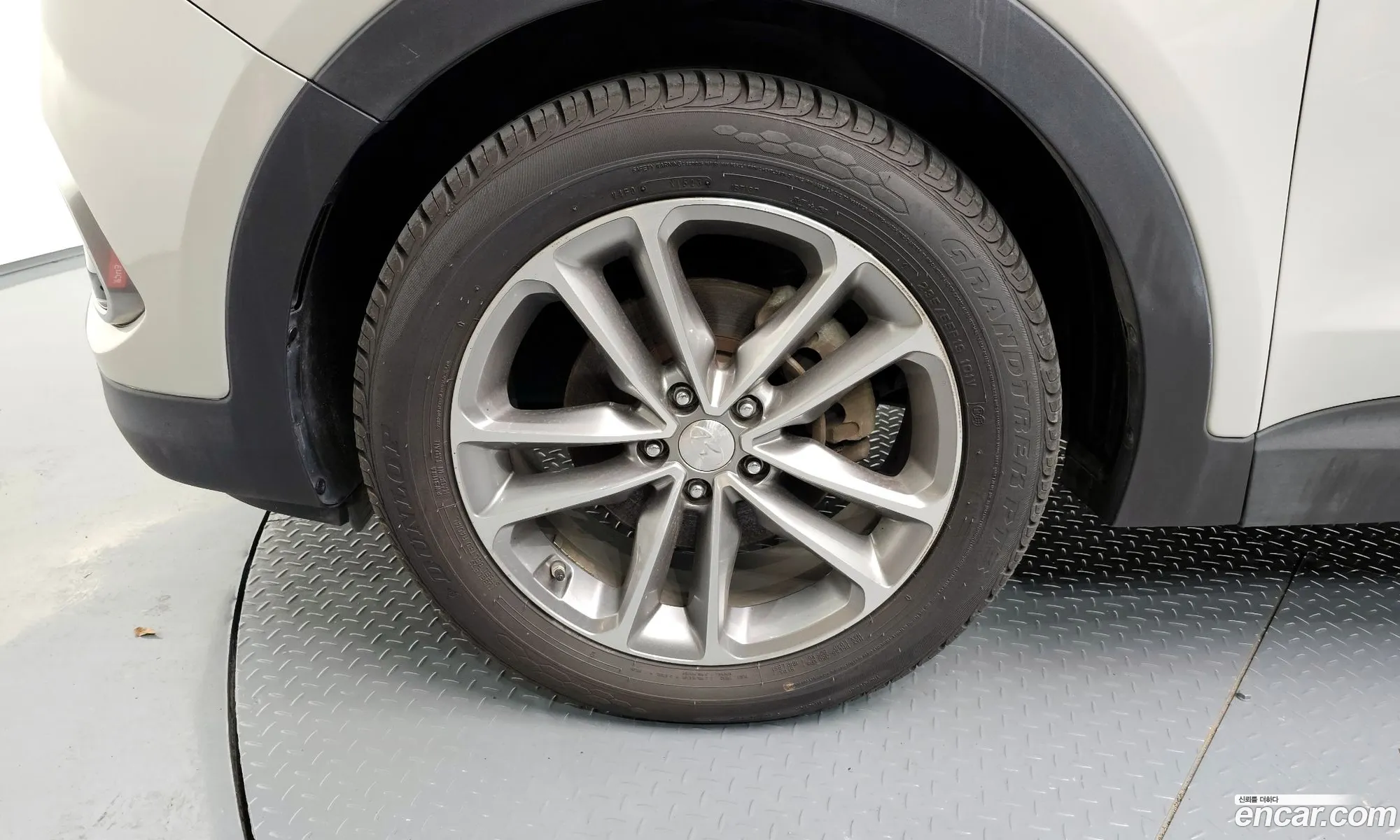 Hyundai Santa Fe Iii Diesel 20 2Wd 2016 - фотография 15878968
