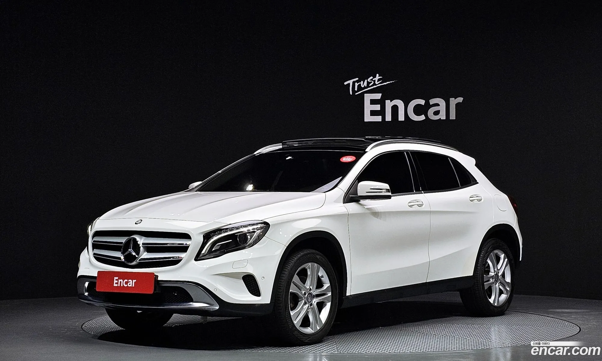 Mercedes-Benz Gla-Klasse Gla200D 2017 - фотография 12203816