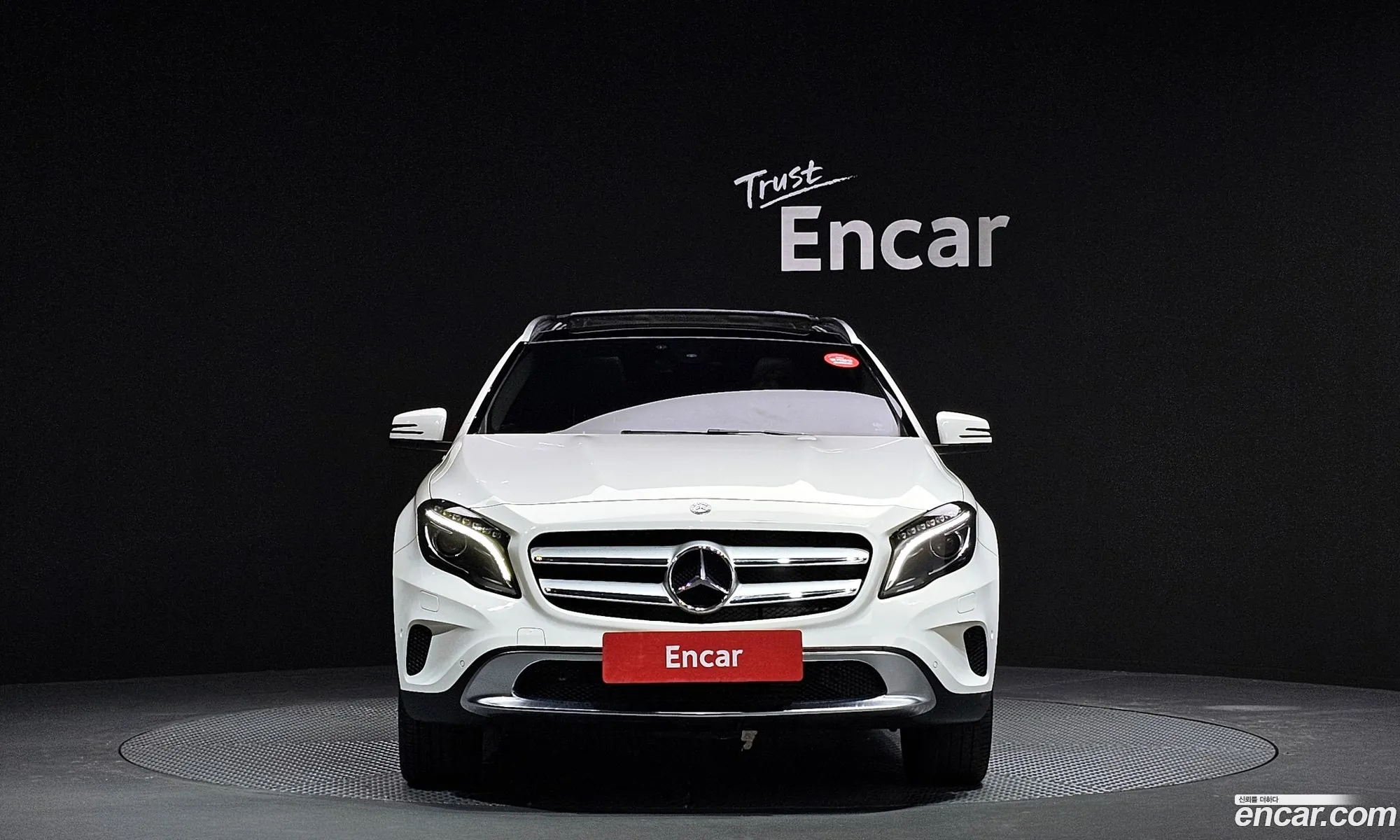 Mercedes-Benz Gla-Klasse Gla200D 2017 - фотография 12203818