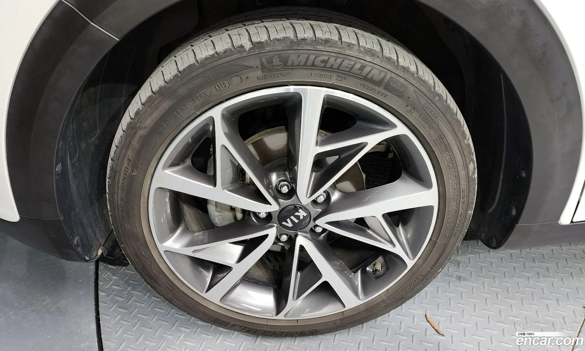 Kia Niro I 16 Hev 2020 - фотография 12550905