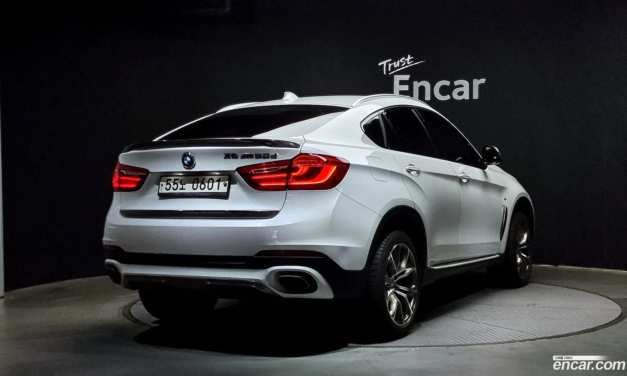 BMW X6 Ii F16 xDrive 40D 2016 - фотография 966144