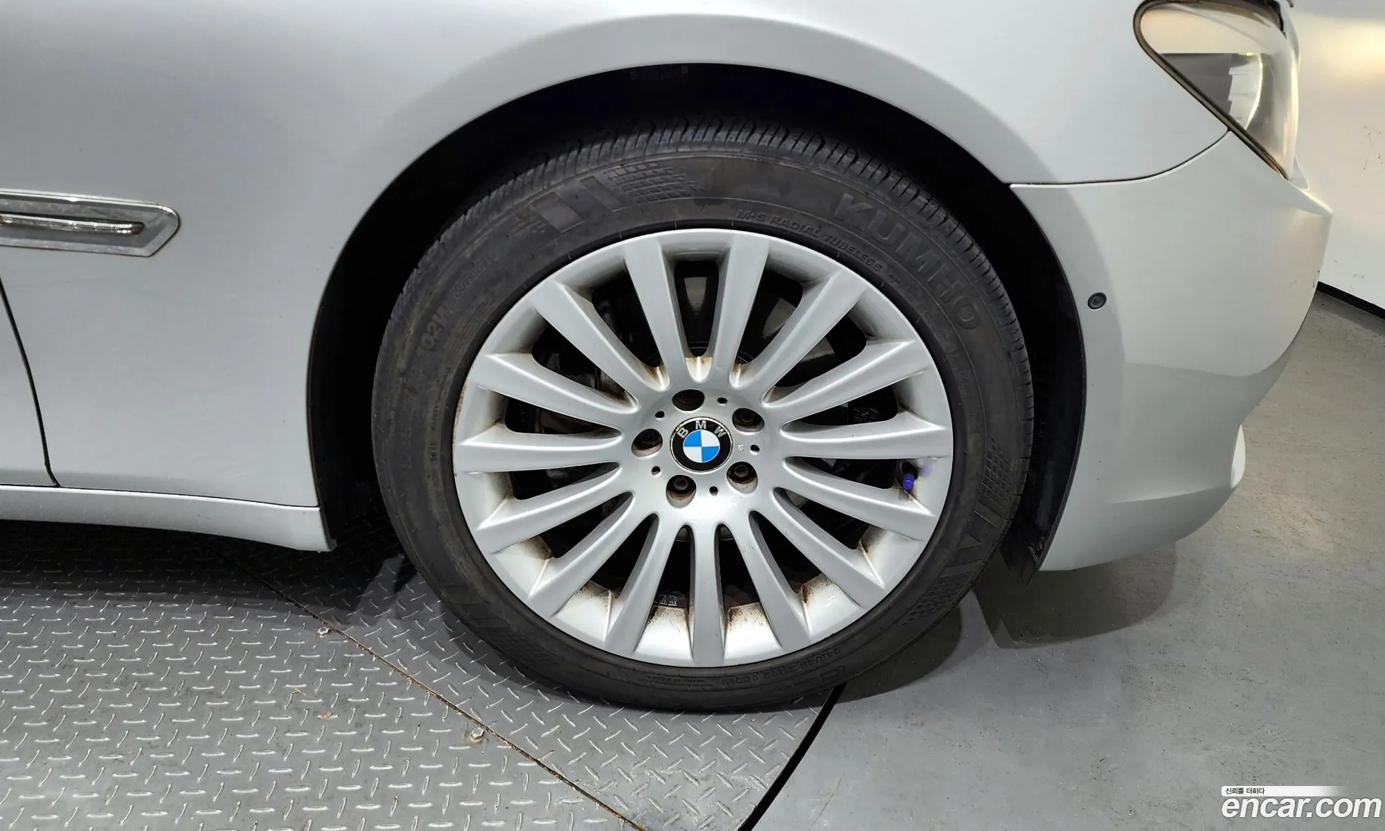 BMW 7Er V F01F02F04 730Ld 2011 - фотография 14143220
