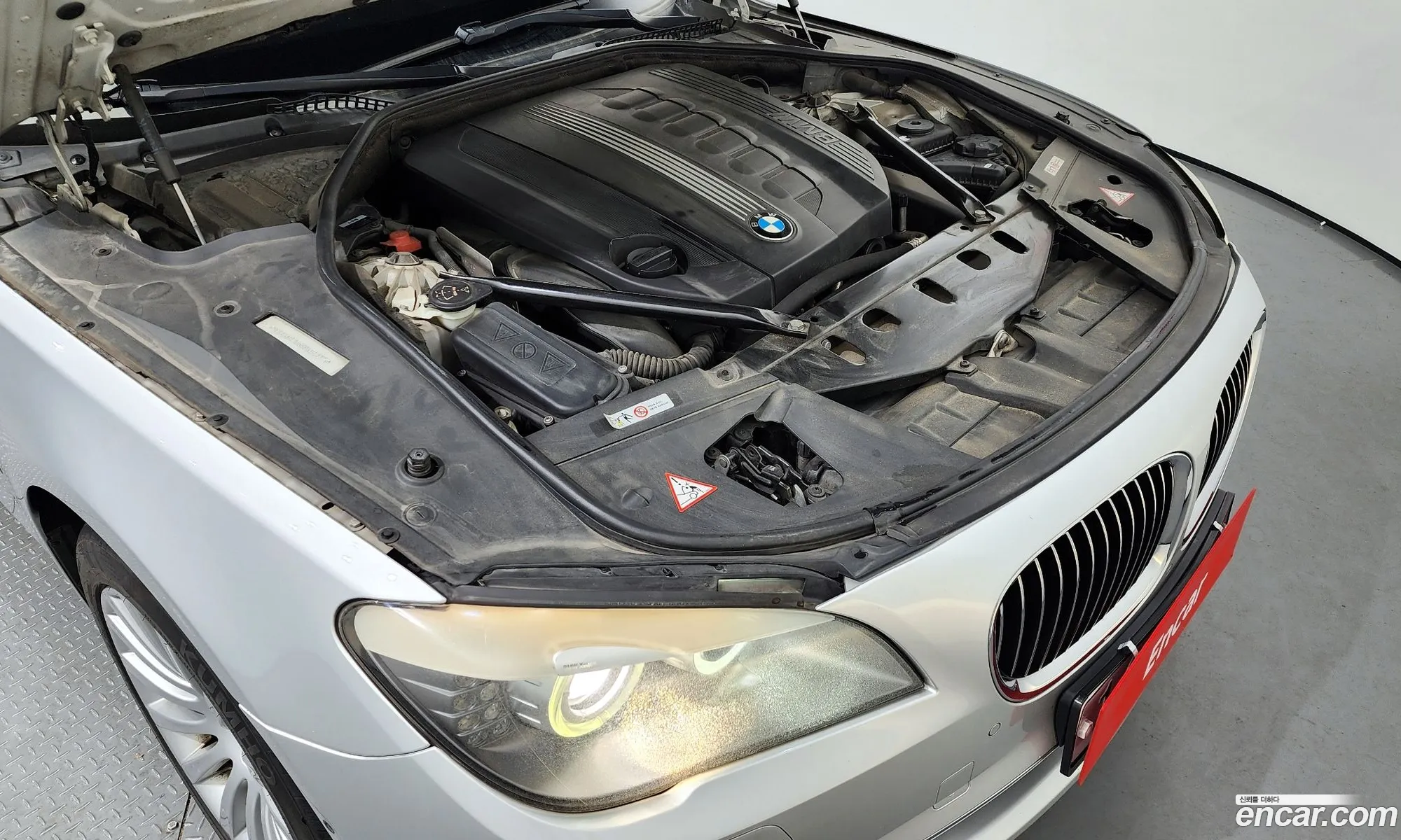 BMW 7Er V F01F02F04 730Ld 2011 - фотография 14143221