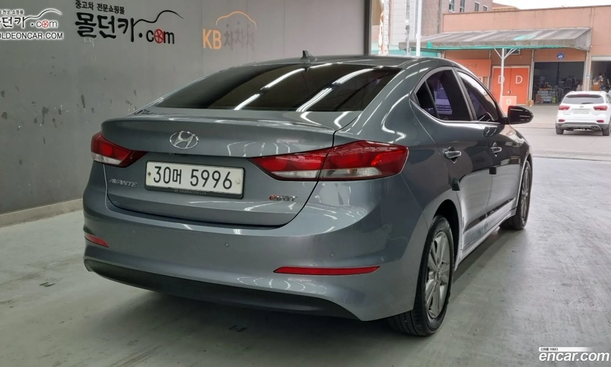 Hyundai Avante 16 E-Vgt Smart 2016 - фотография 18294071