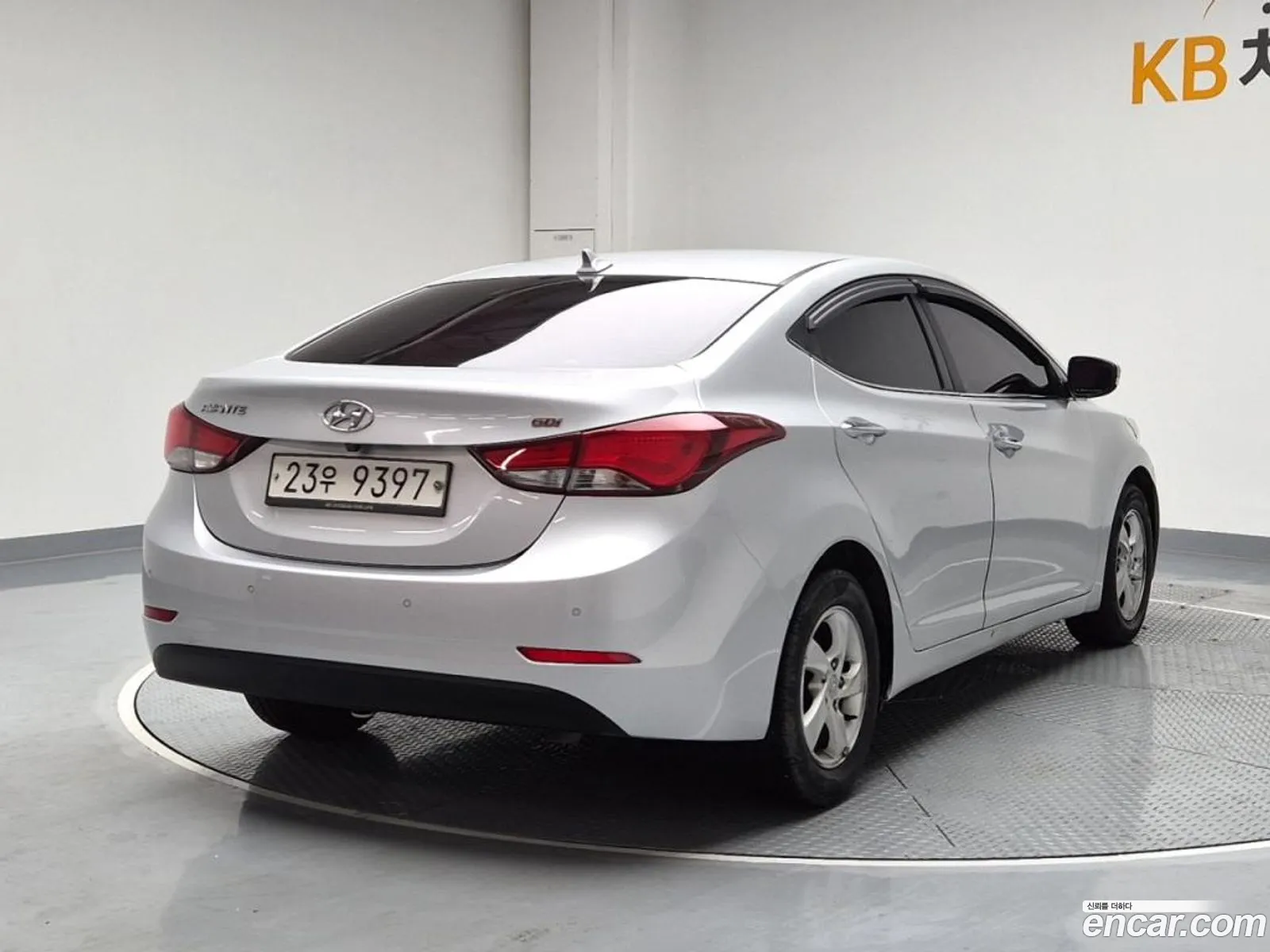 Hyundai Avante V 16 Gdi Smart 2014 - фотография 19908569