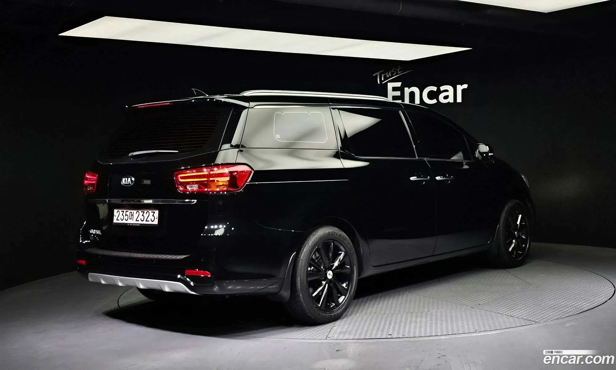 Kia Carnival Iii 9-Seater Prestige 2019 - фотография 11216225