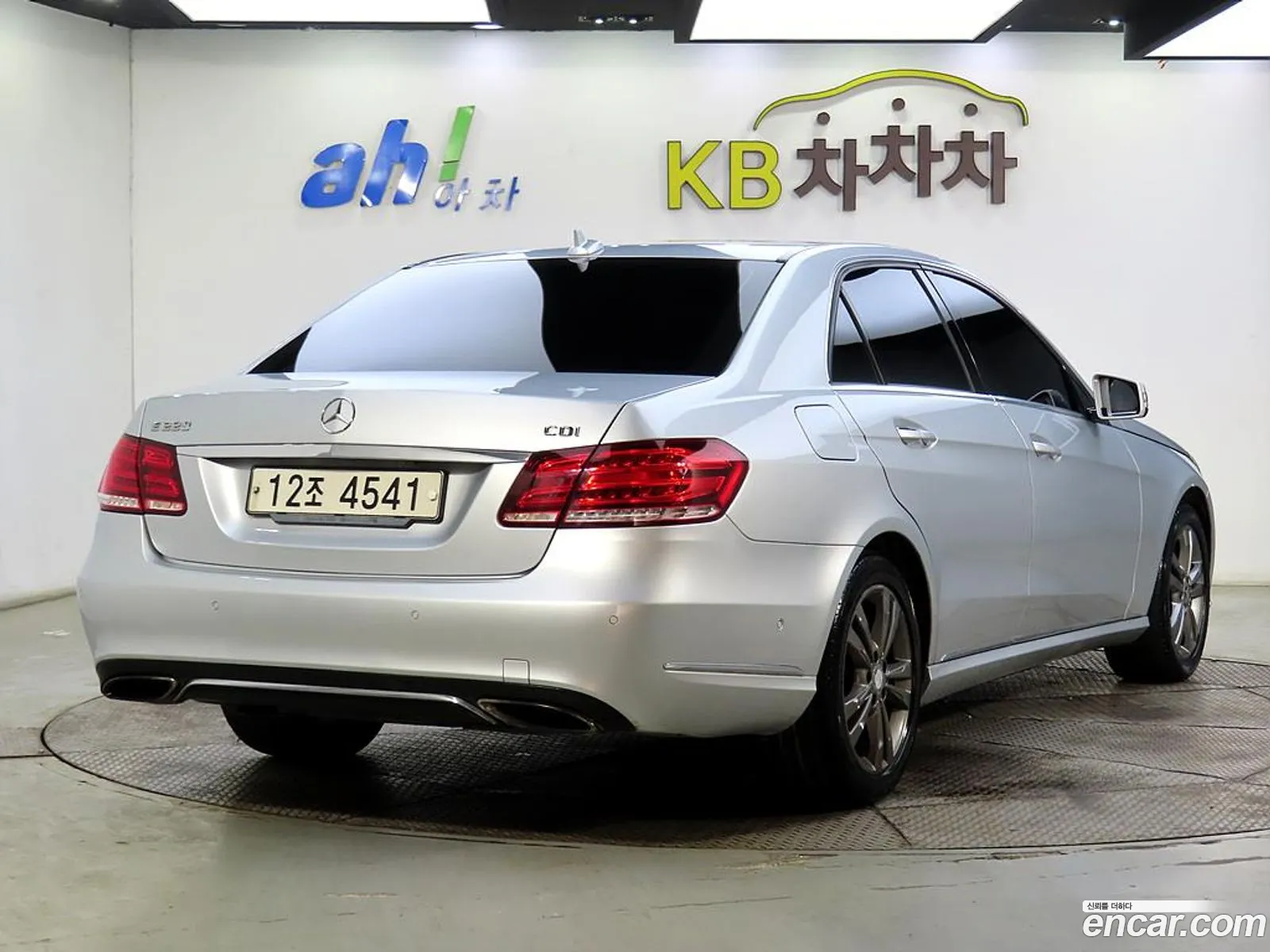Mercedes-Benz E-Klasse Iv W212 S212 C207 E220 Cdi Avantgarde 2014 - фотография 12707691