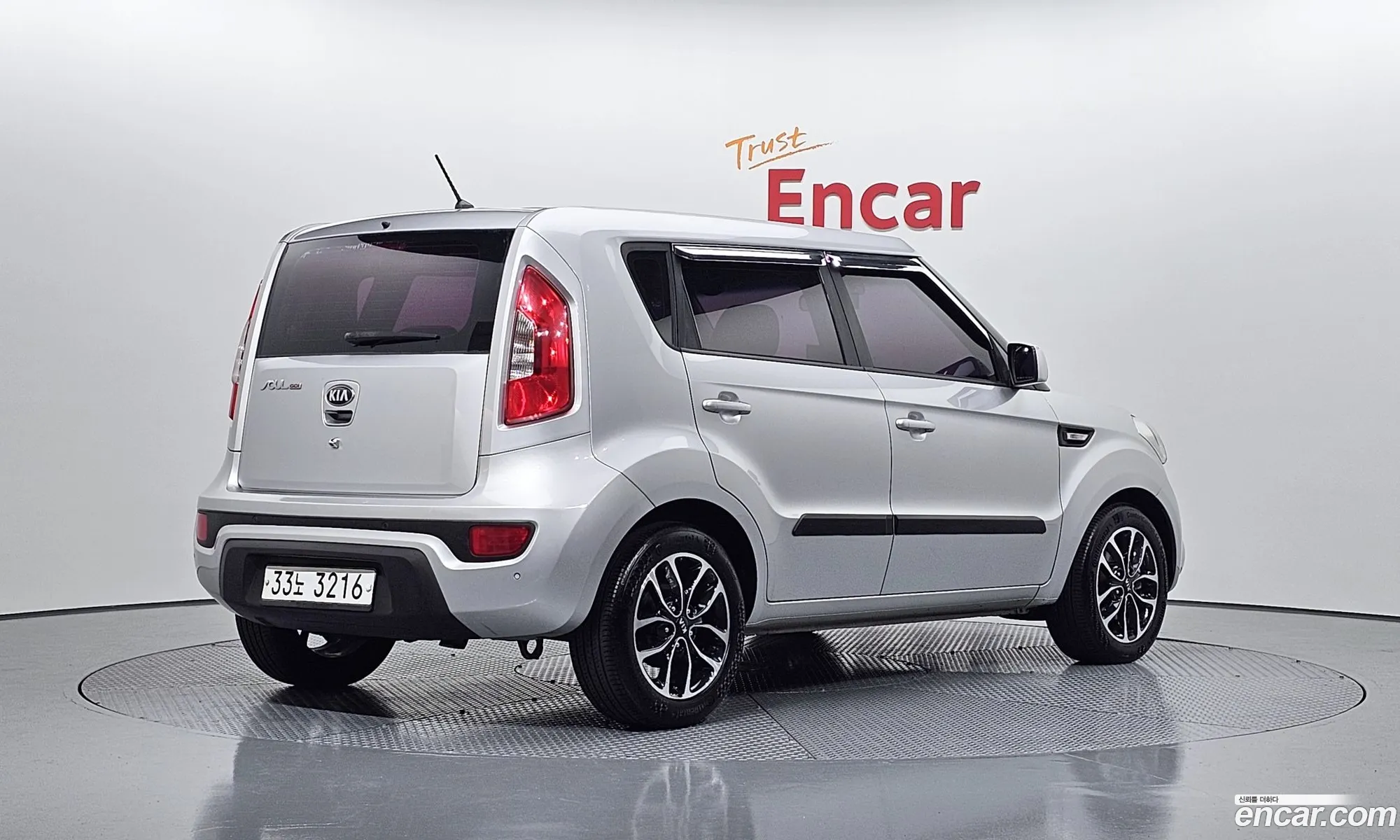 Kia Soul 16 Gdi Friends 2013 - фотография 19671771