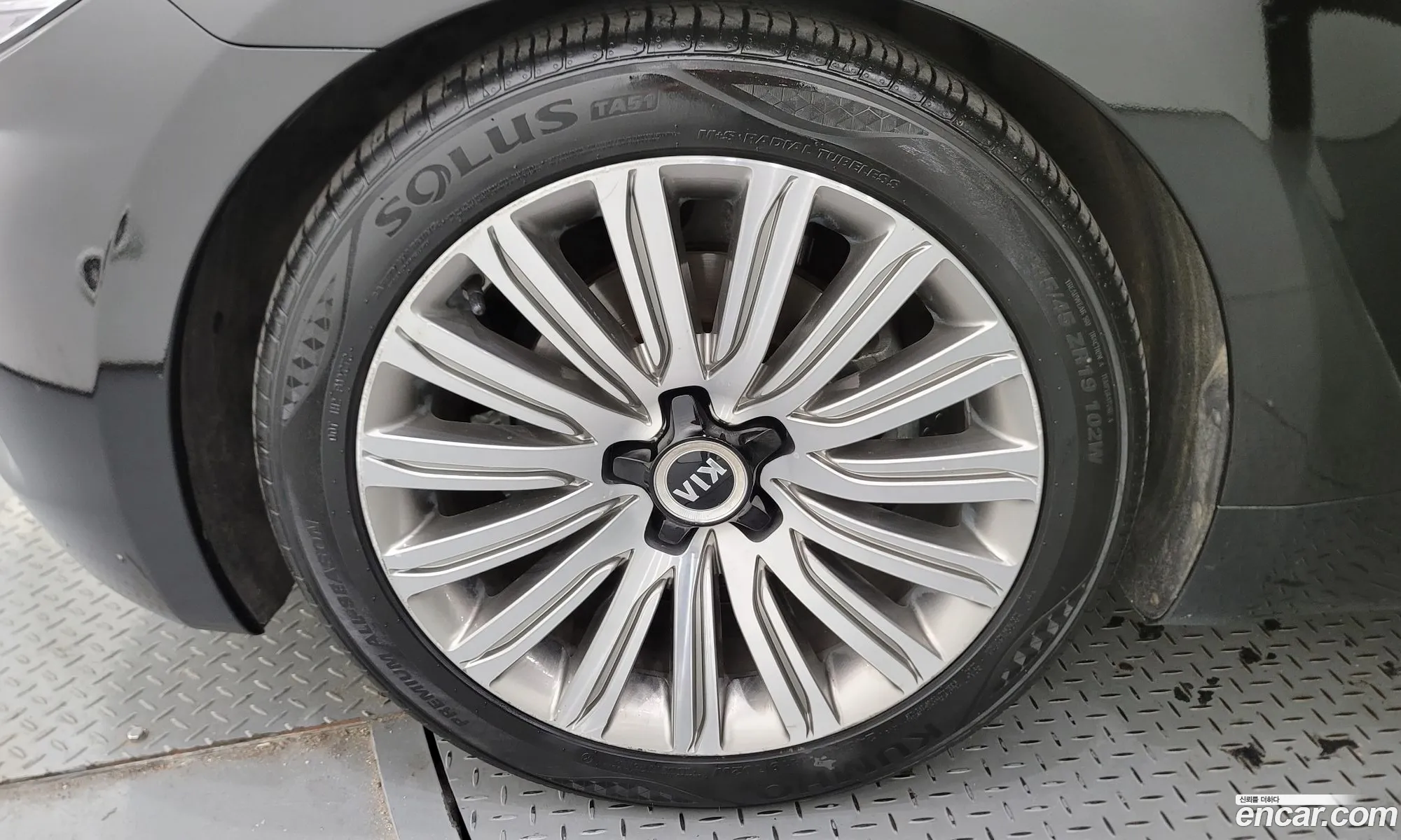 Kia K9 I Kh 33 Gdi Executive 2014 - фотография 11812886