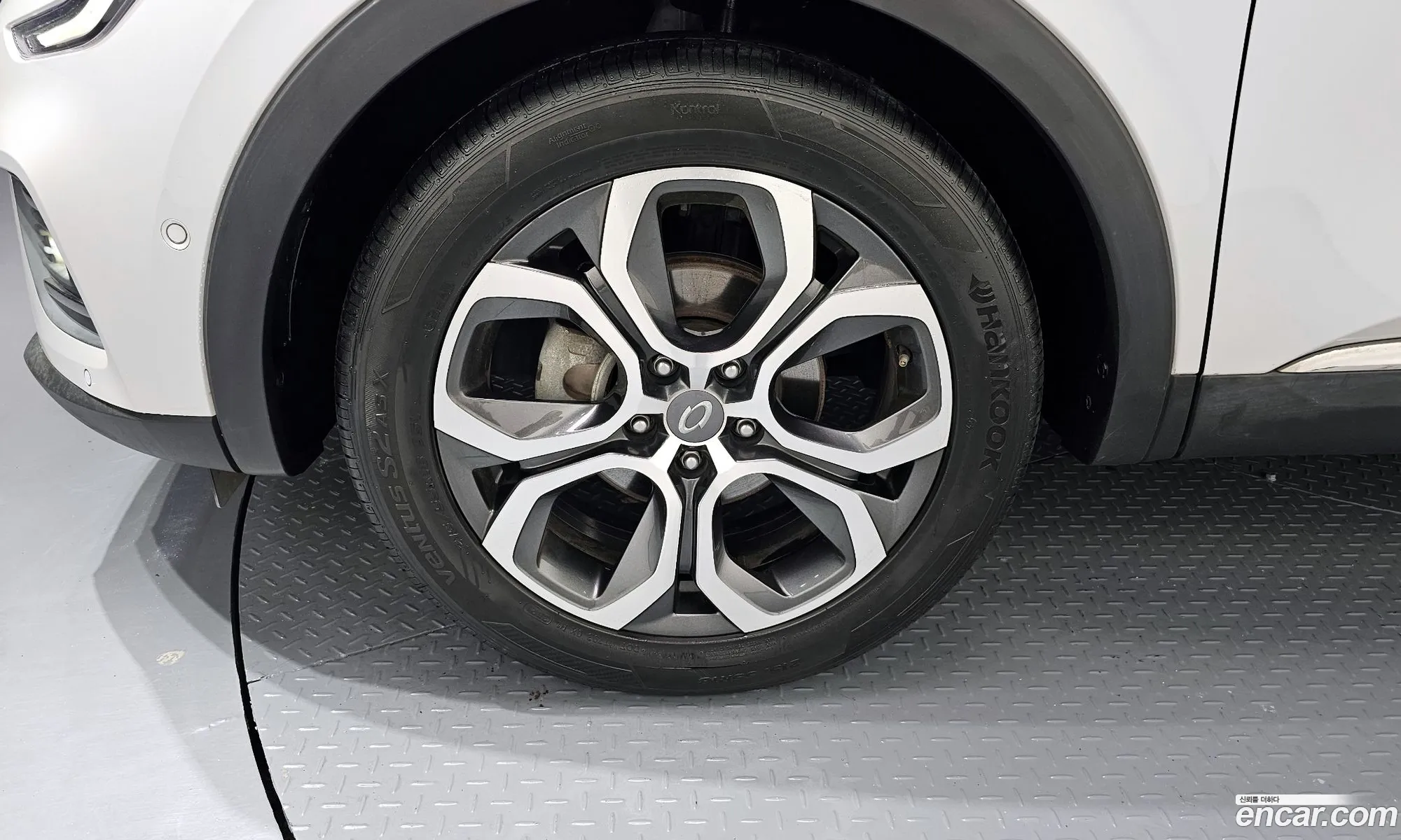 Renault Samsung Xm3 13 Tce Re Signature 2020 - фотография 3310217