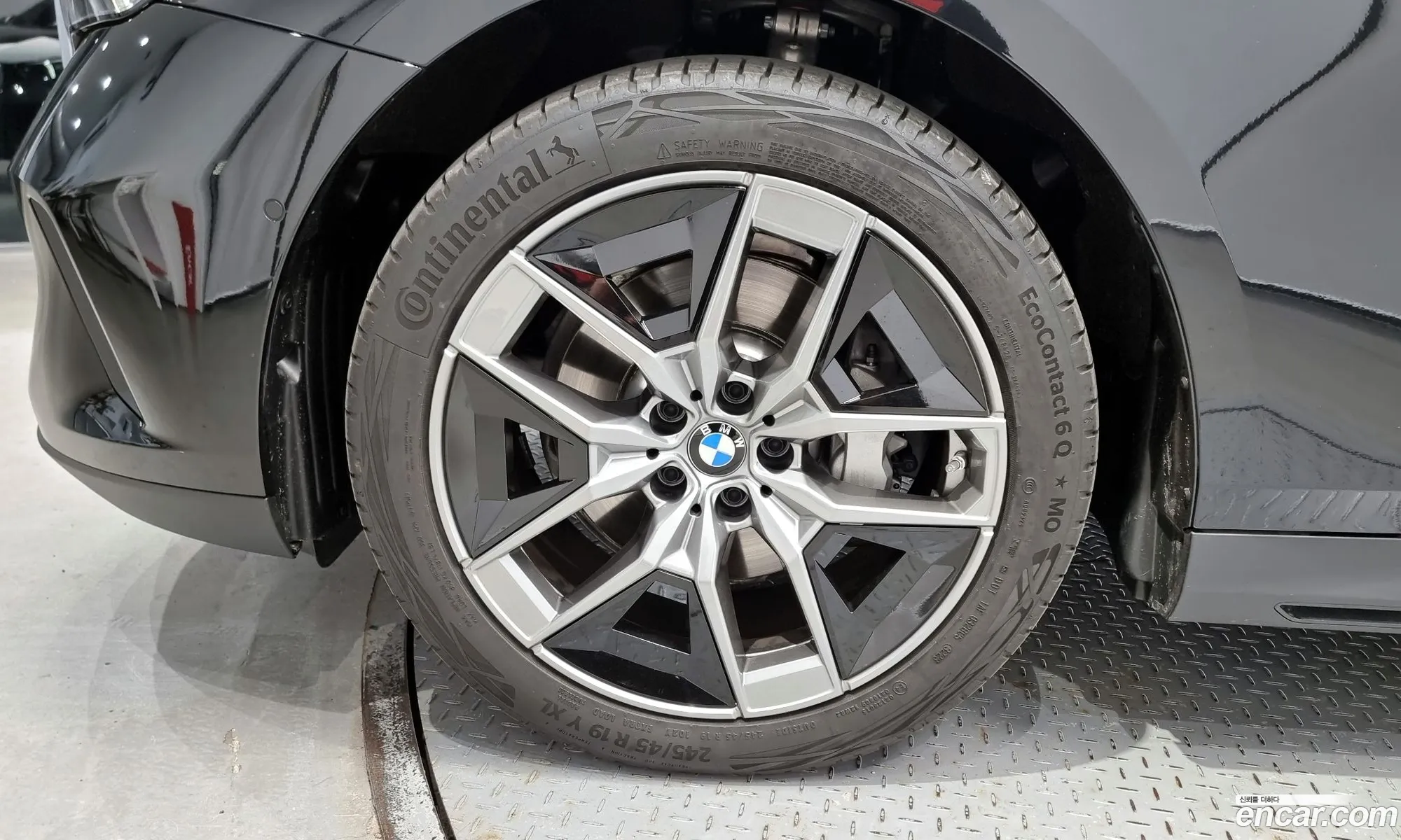 BMW 5Er 530I xDrive 2024 - фотография 12860903