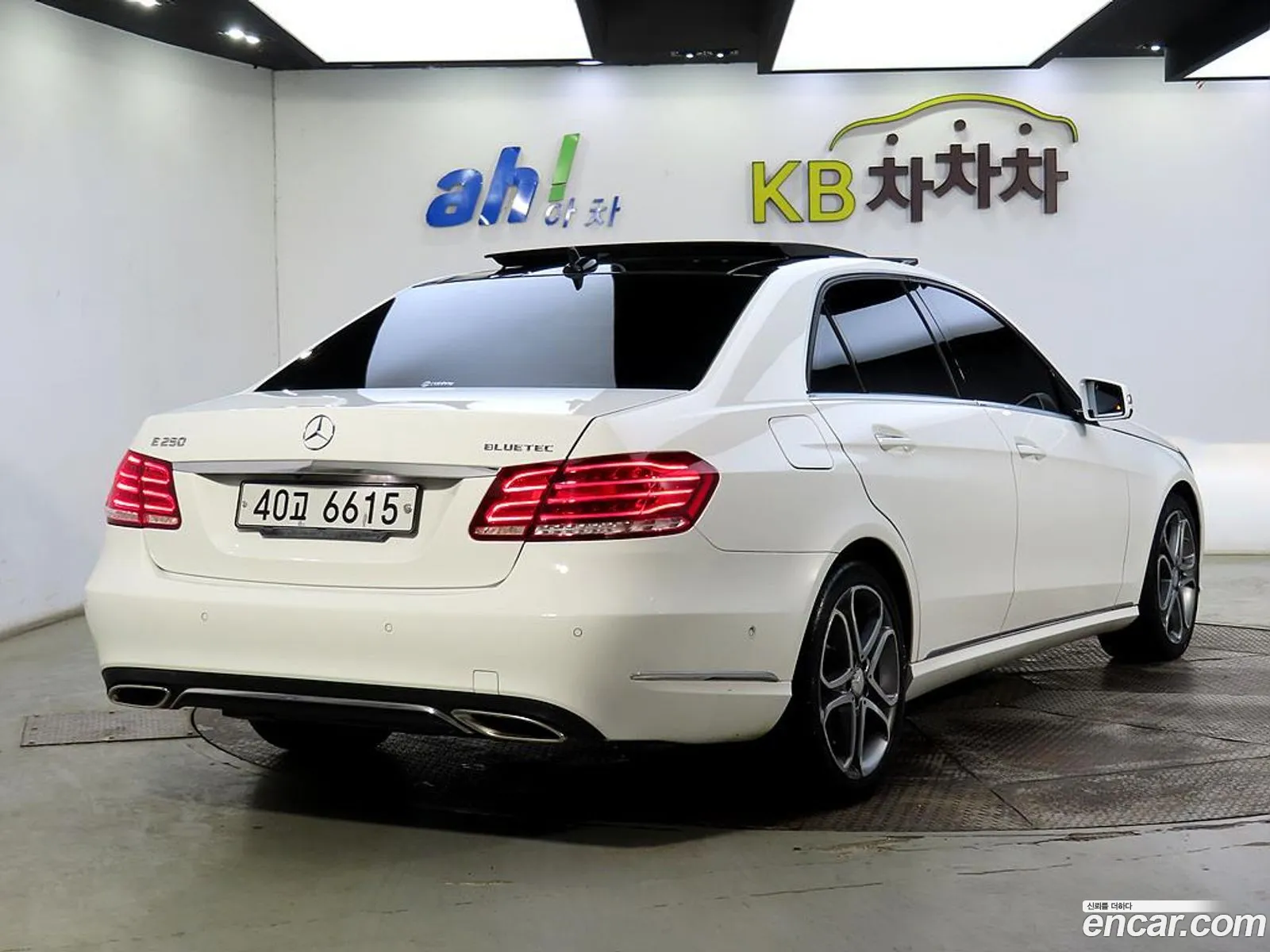 Mercedes-Benz E-Klasse E250 Bluetec 4Matic Avant Garde 2016 - фотография 14274285