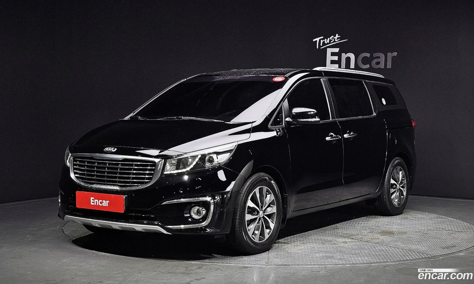 Kia All New Carnival 9-Seater Luxury - фотография 19849486