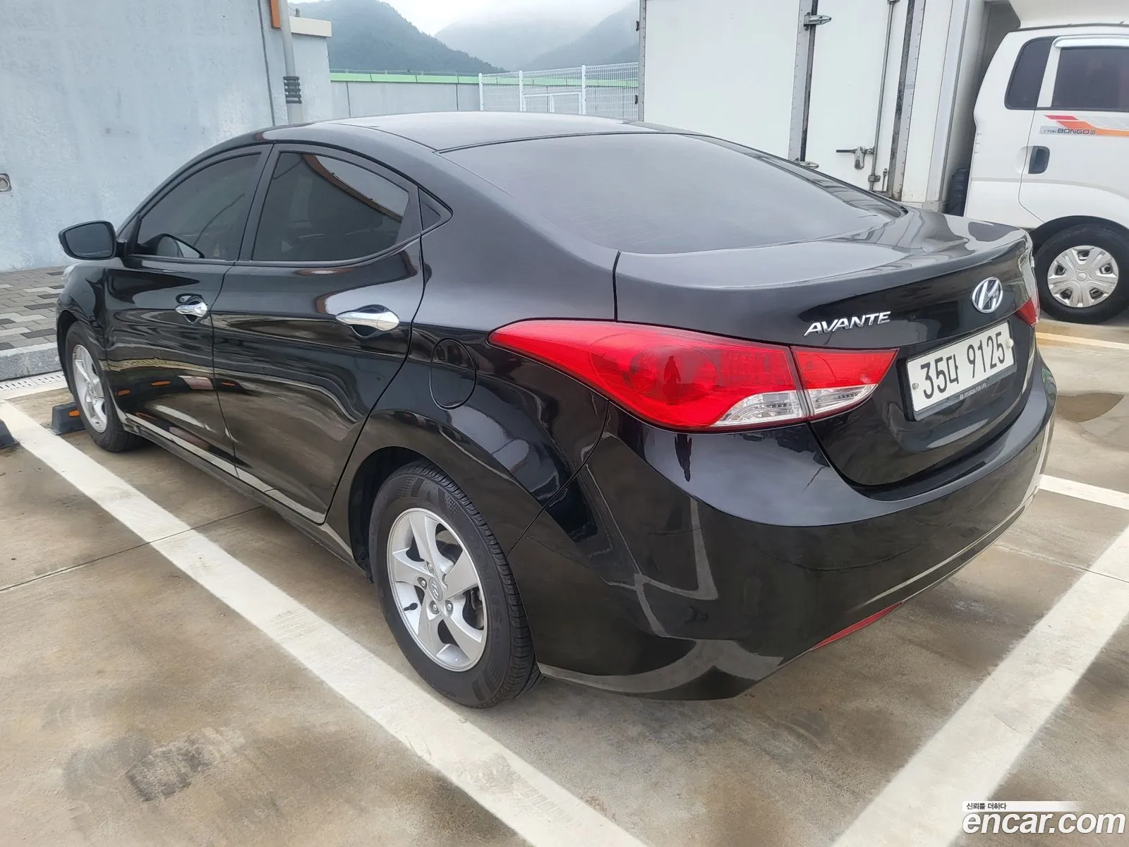 Hyundai Avante V M16 Gdi Luxury 2013 - фотография 18991285