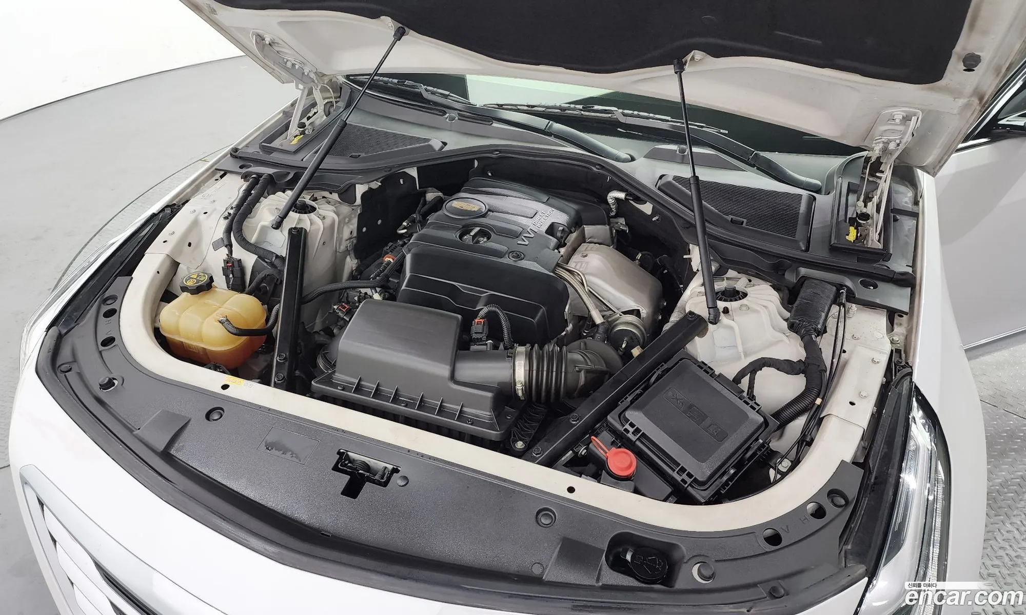 Cadillac Ct6 20 Turbo 2018 - фотография 3936353