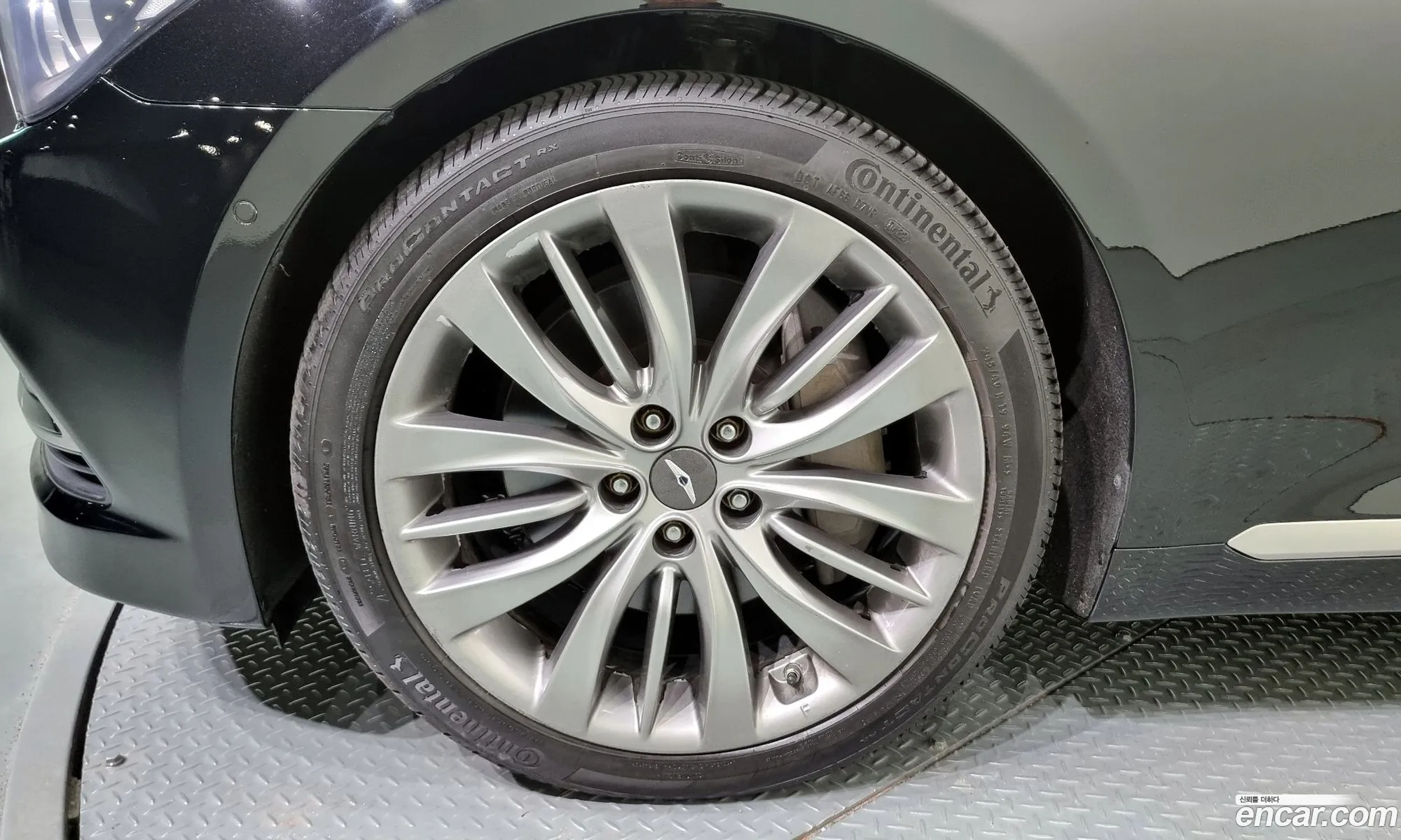 Hyundai Genesis Ii G380 Finest Edition Awd 2016 - фотография 17980202