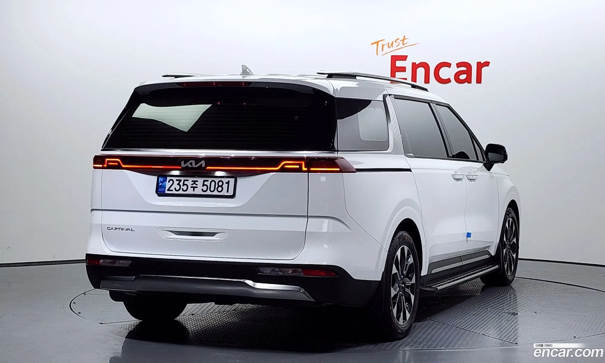 Kia Carnival Iv 7-Seater Signature 2022 - фотография 17276936