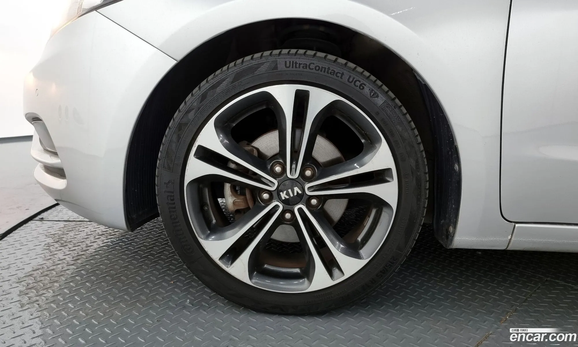 Kia K3 I Prestige 2013 - фотография 12344798