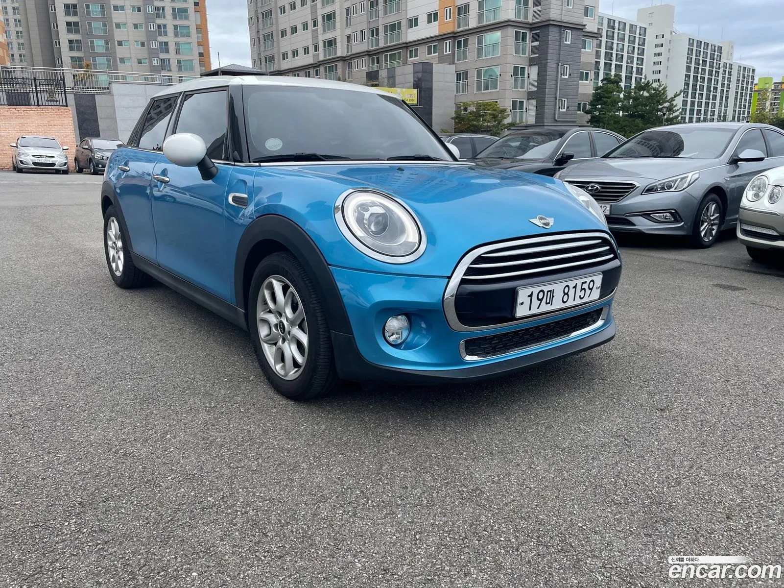 Mini Cooper 5-Door High 2015 - фотография 4859409