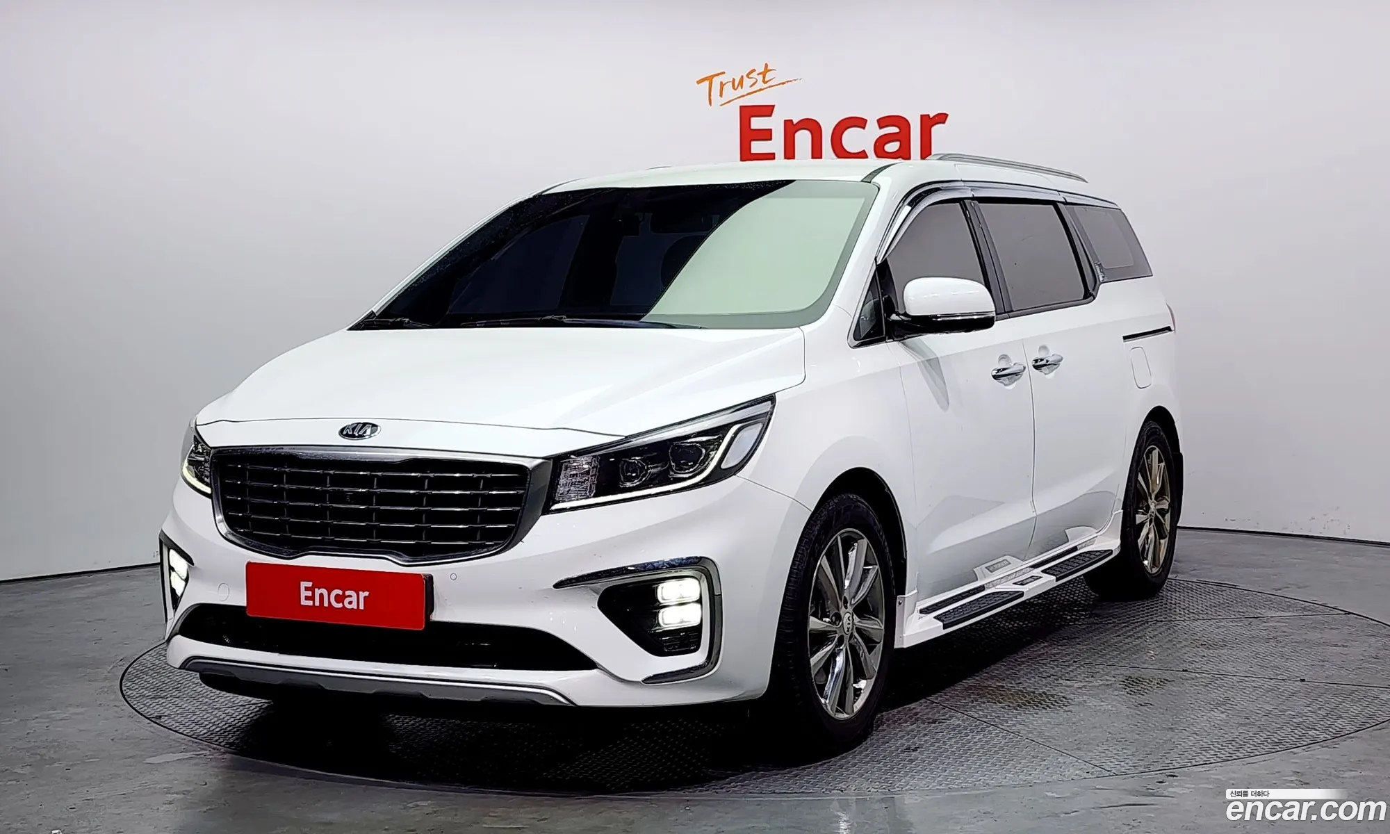Kia The New Carnival 9-Seater Noblesse Special - фотография 11812822