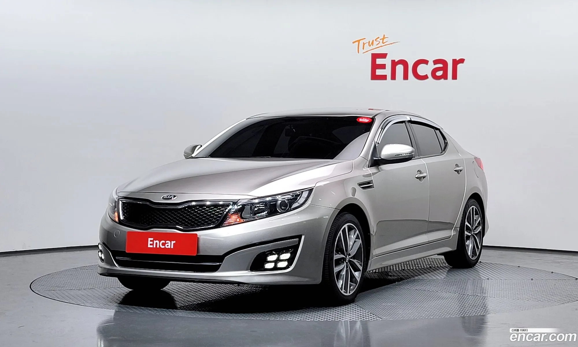 Kia K5 I Luxury 2014 - фотография 14707090