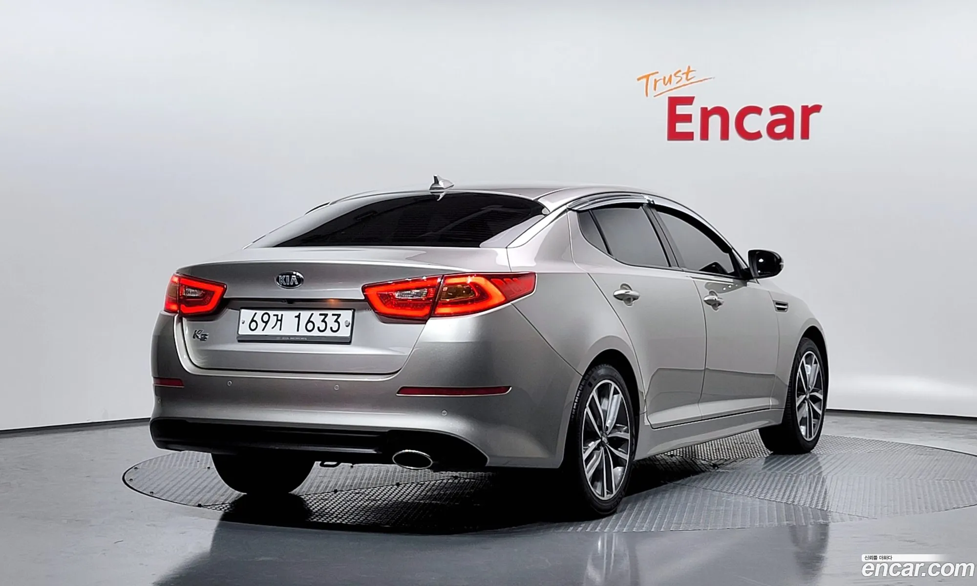 Kia K5 I Luxury 2014 - фотография 14707091