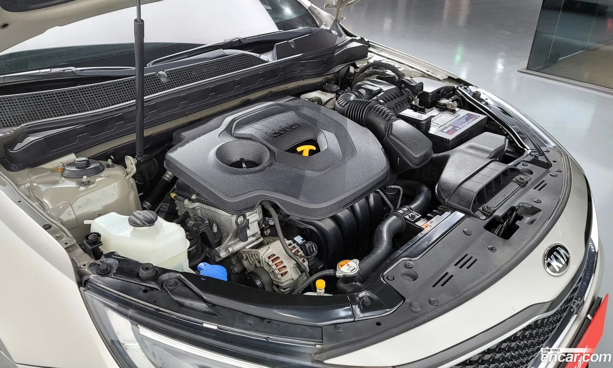 Kia K5 I Luxury 2014 - фотография 14707095
