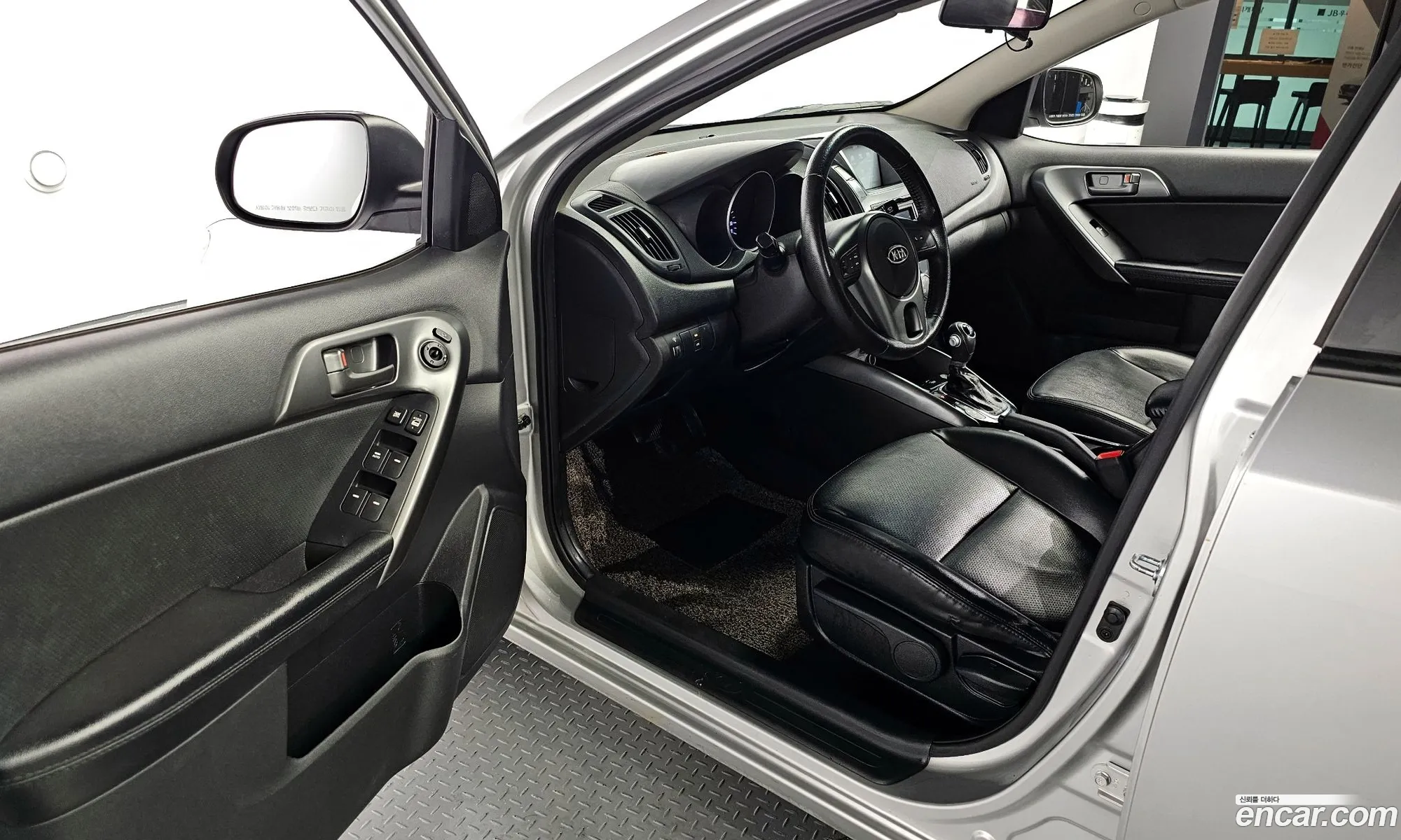 Korex Auto Trade - фотография 16786436