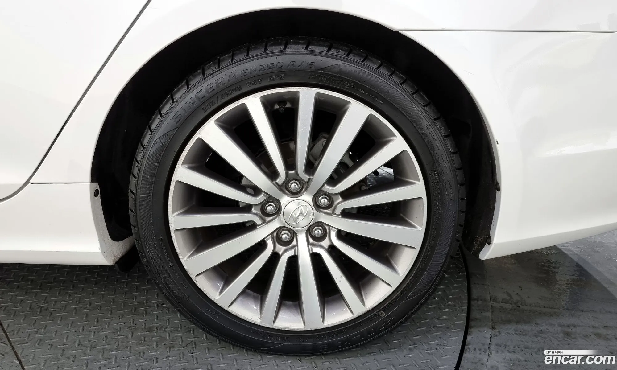 Hyundai Yf Sonata Cvvl Premier - фотография 15926067