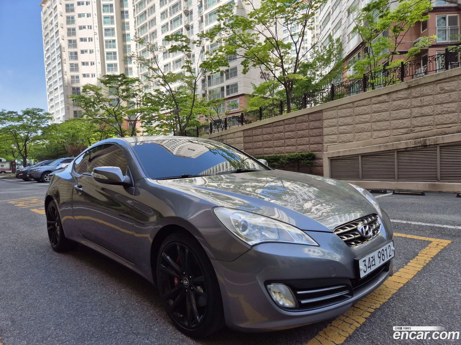 Hyundai Genesis I 200 Turbo R 2009 - фотография 18651485
