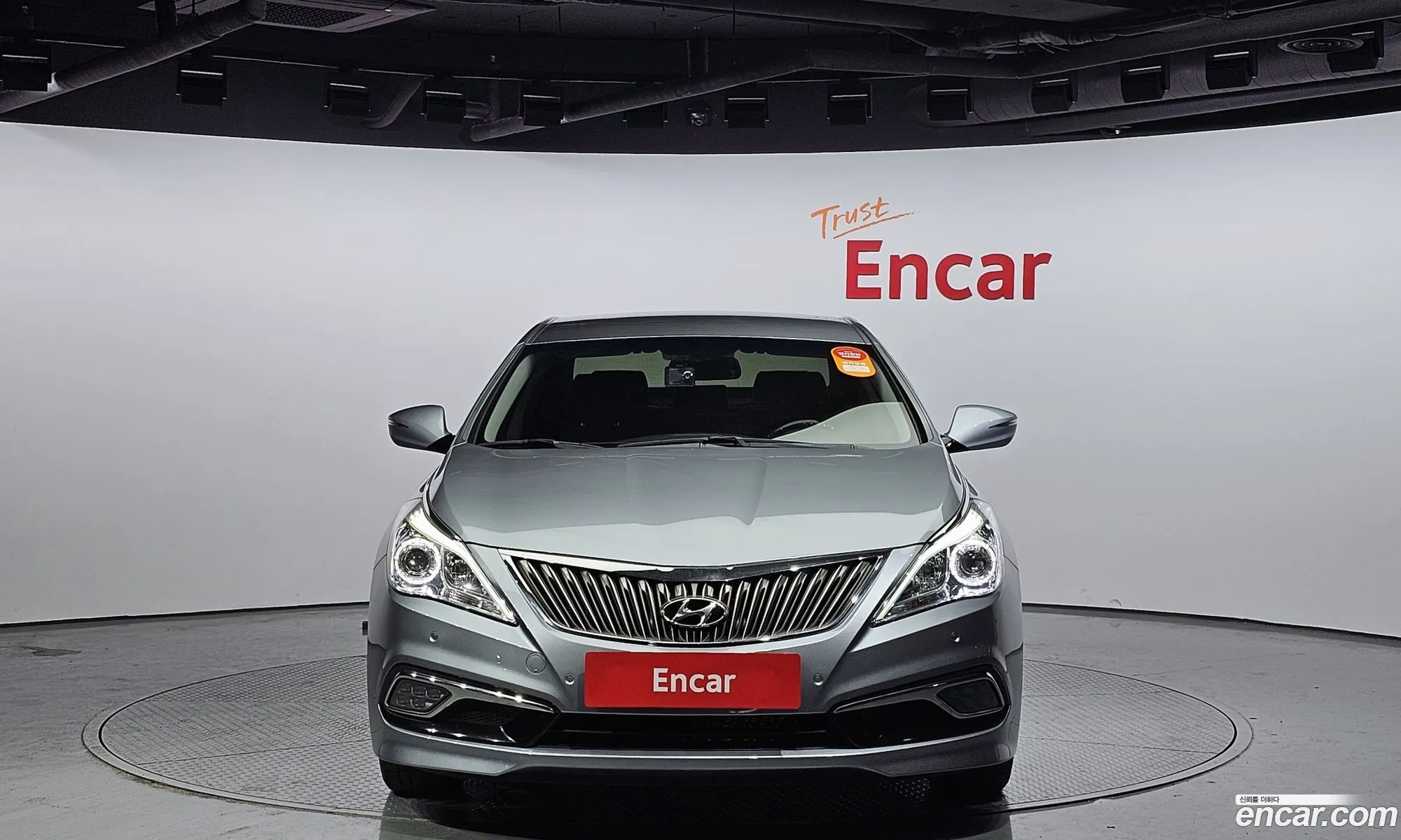 Hyundai Grandeur V Hg240 Modern 2015 - фотография 11343124