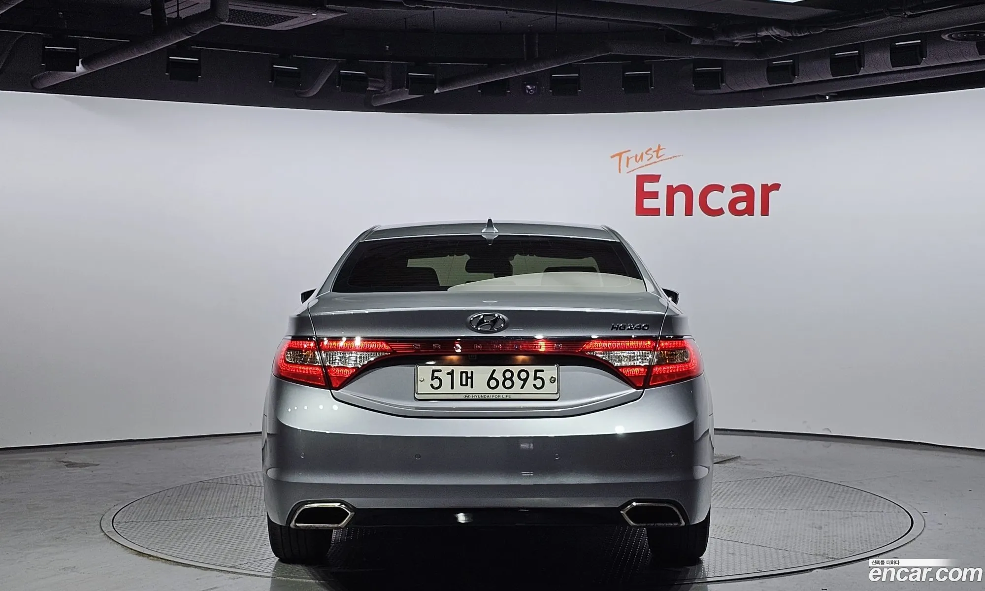 Hyundai Grandeur V Hg240 Modern 2015 - фотография 11343125