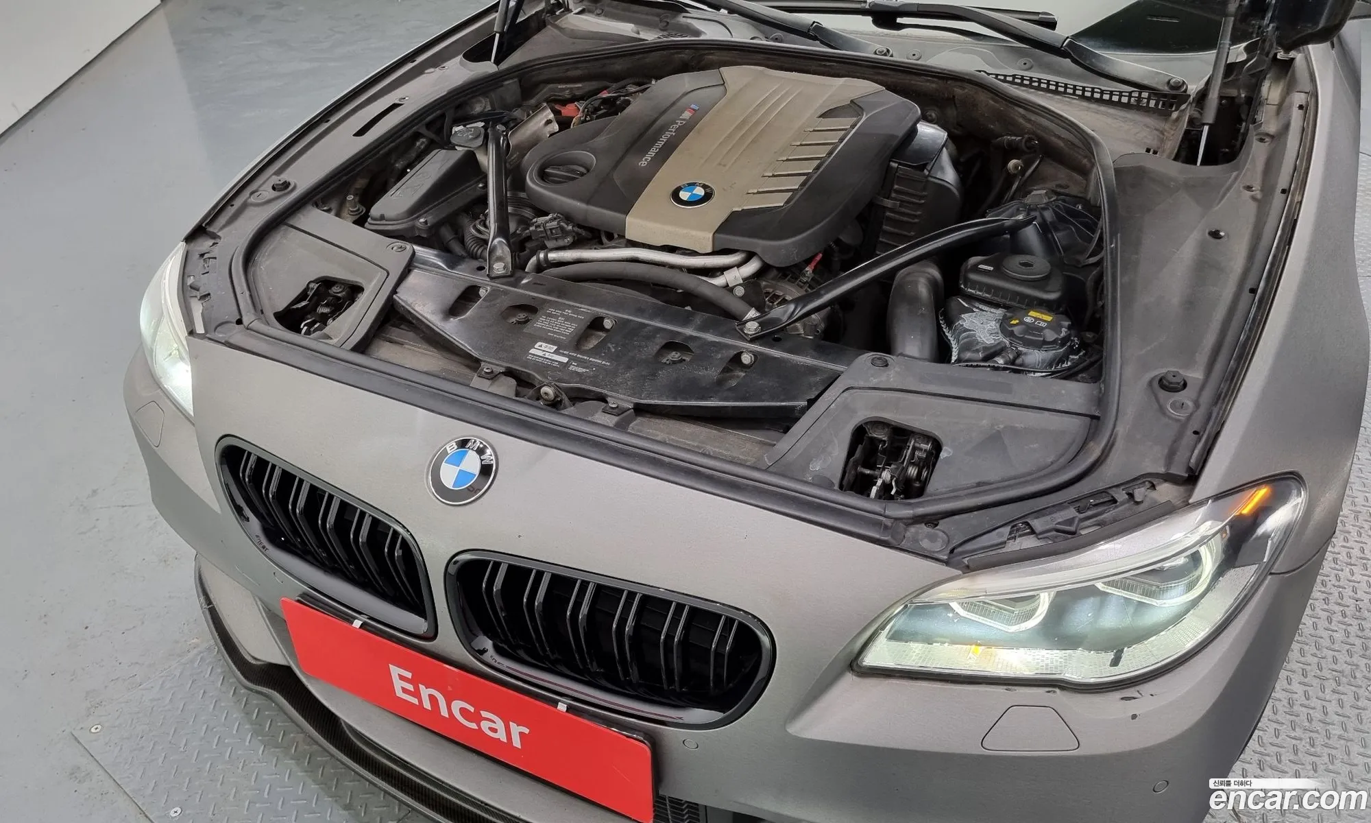 BMW 5 Series F10 M550D xDrive - фотография 145548