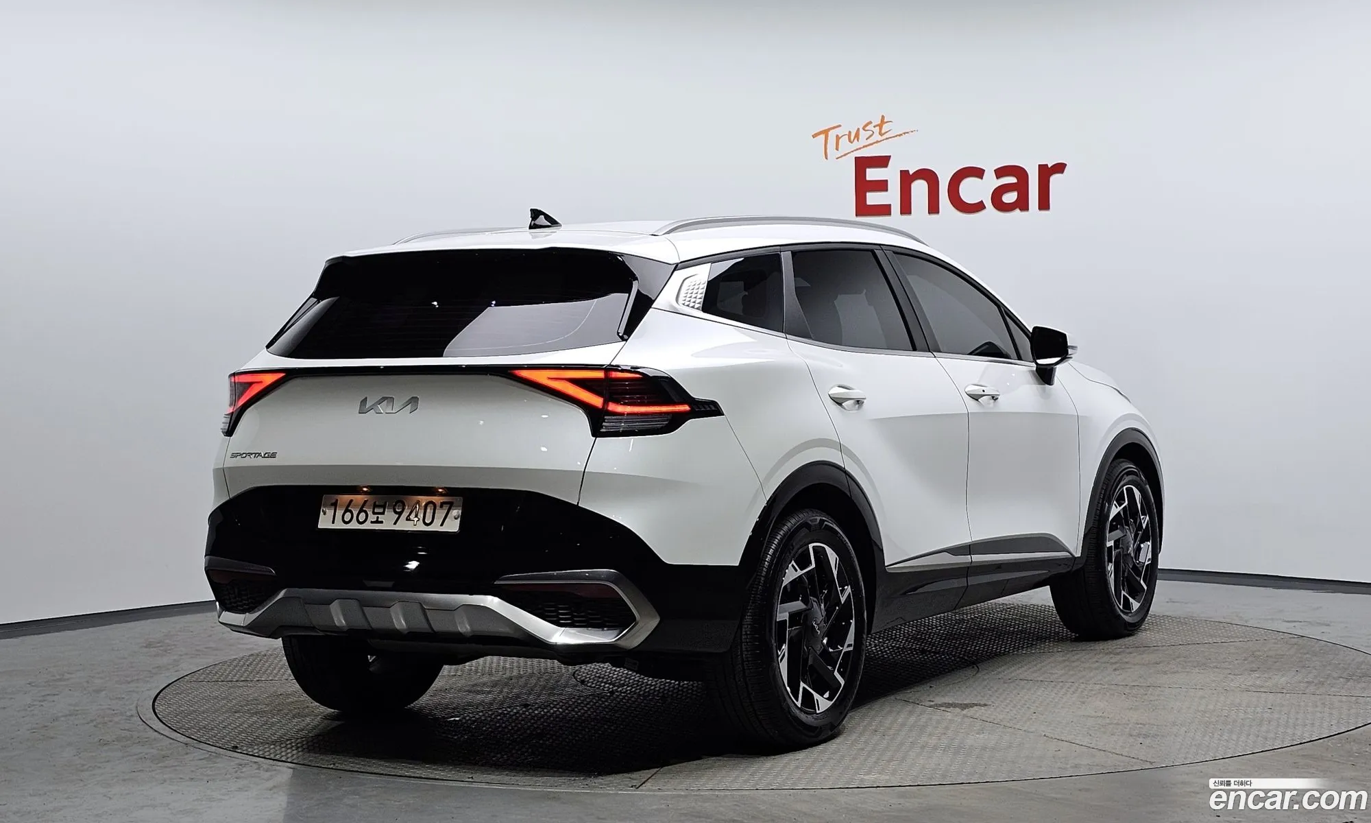 Kia Sportage Lpg 20 2Wd 2023 - фотография 15792604