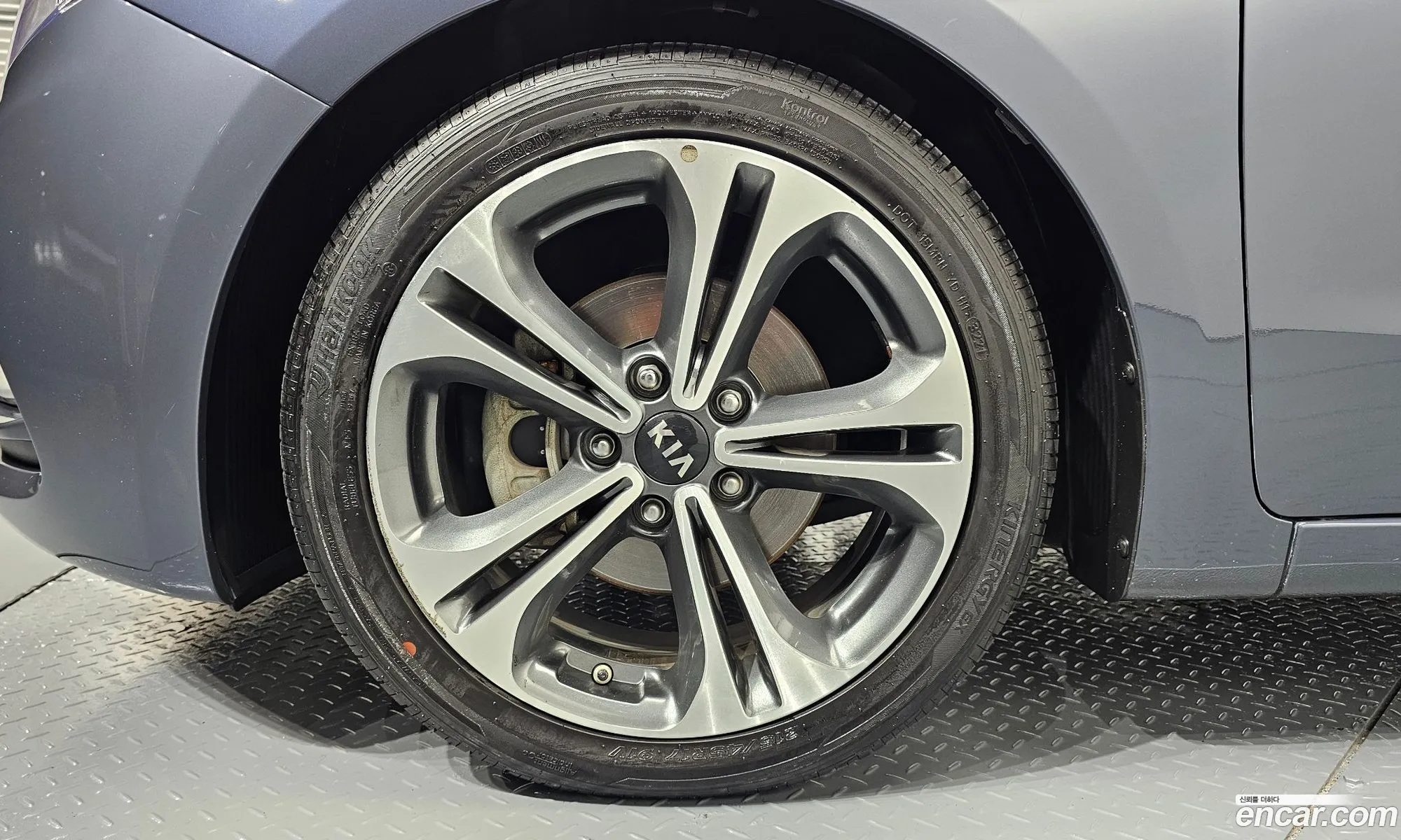 Kia K3 I Prestige 2015 - фотография 17446815