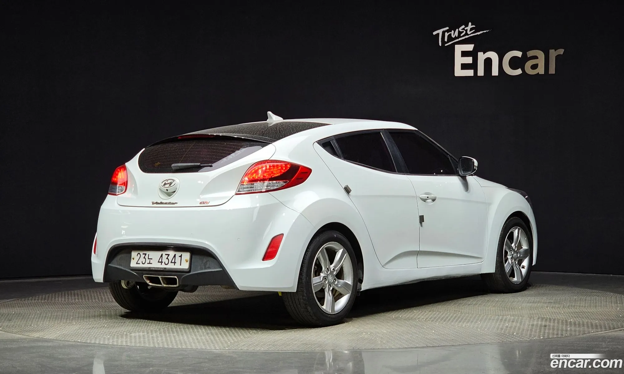 Hyundai Veloster Unique 2012 - фотография 12940802