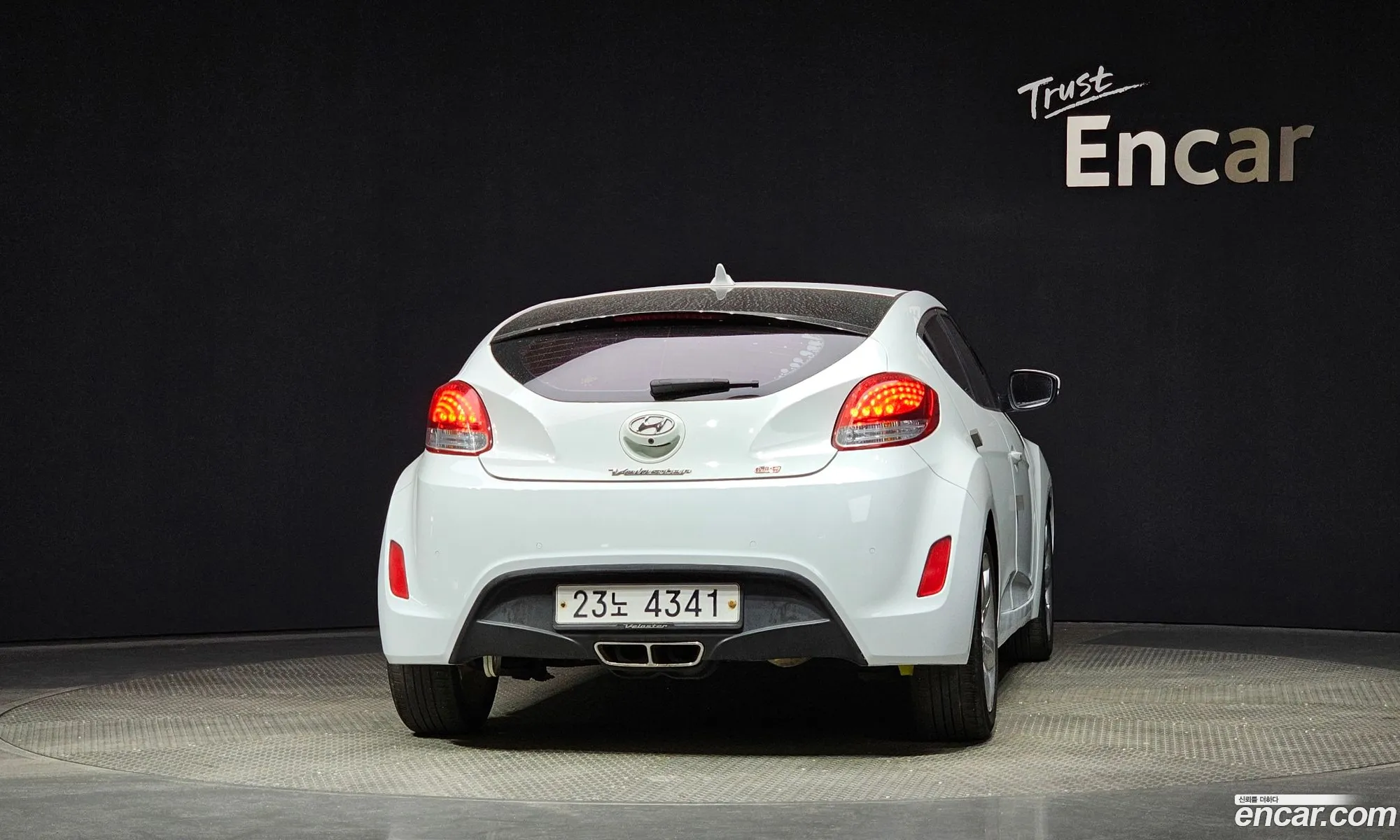 Hyundai Veloster Unique 2012 - фотография 12940806