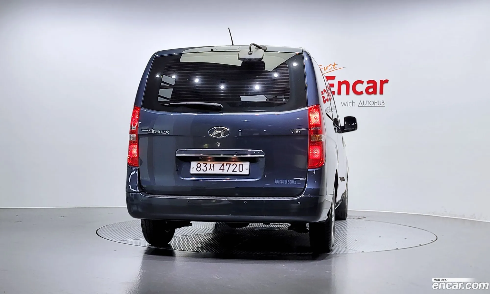 Hyundai Starex 5 Seater Van 2018 - фотография 17280641