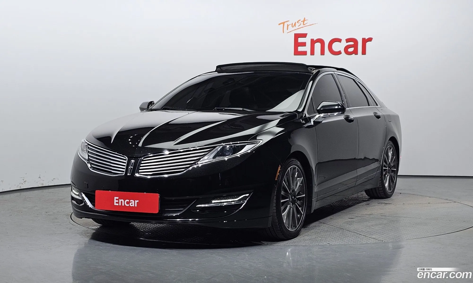 Lincoln Mkz Ii Hybrid 2015 - фотография 3739555