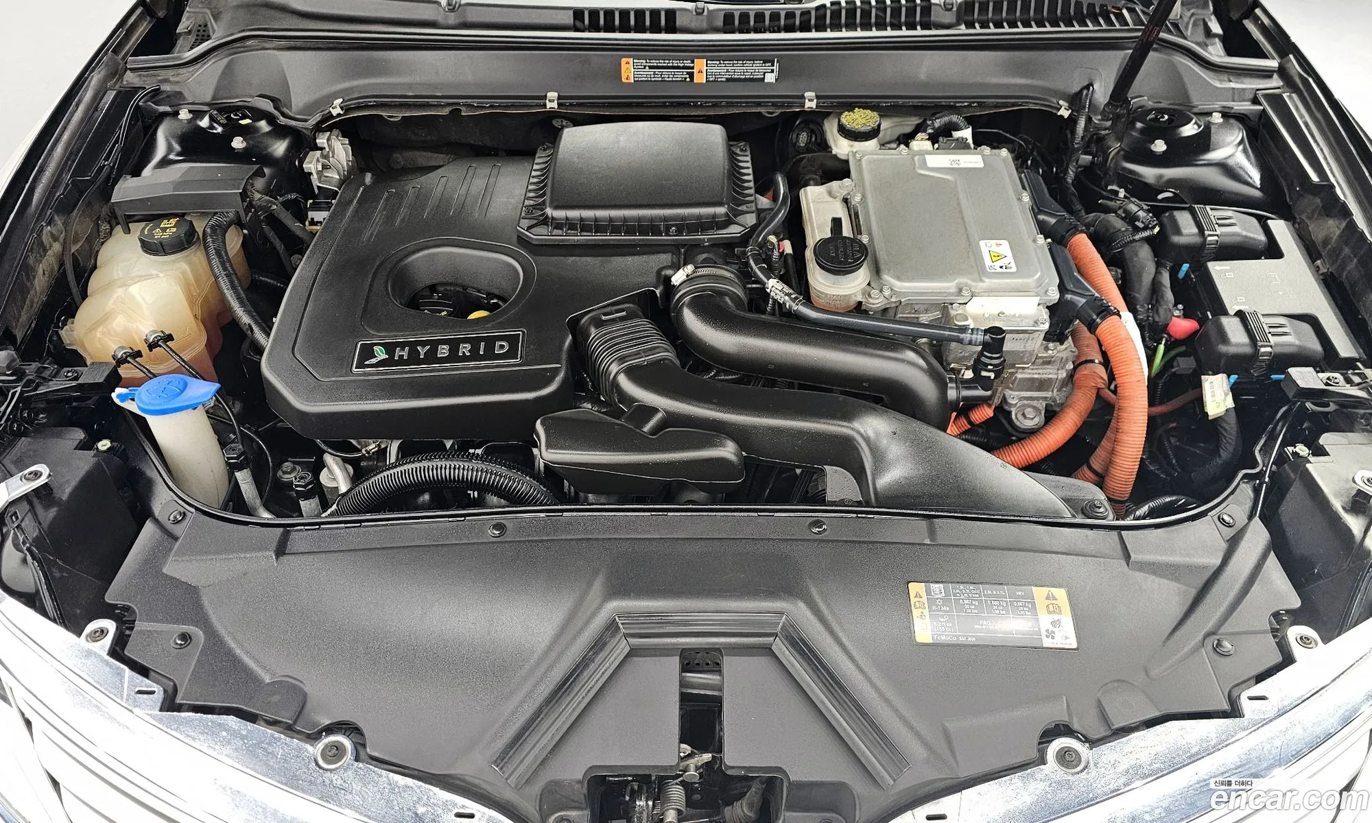 Lincoln Mkz Ii Hybrid 2015 - фотография 3739560