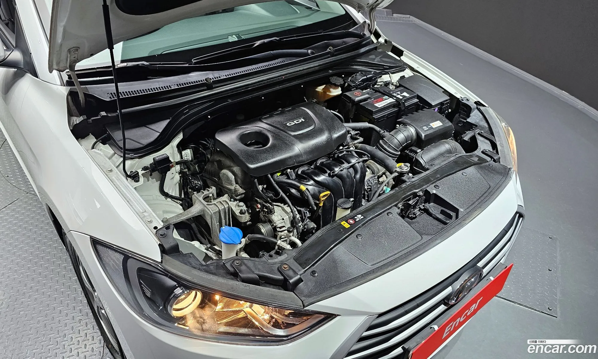 Hyundai Avante Vi 16 Gdi Style 2017 - фотография 12021236
