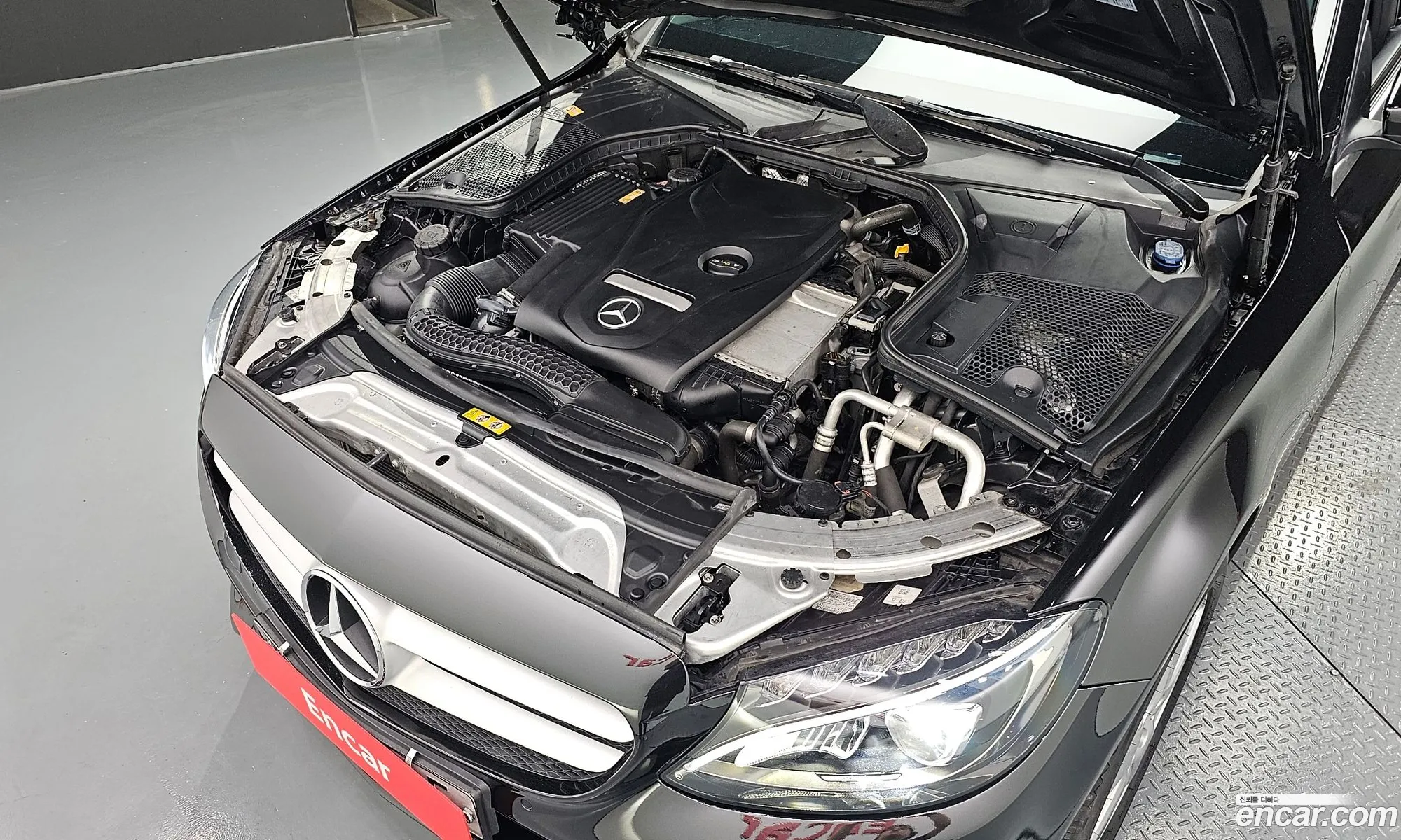 Mercedes-Benz C-Klasse Iv W205 C200 2016 - фотография 12130868