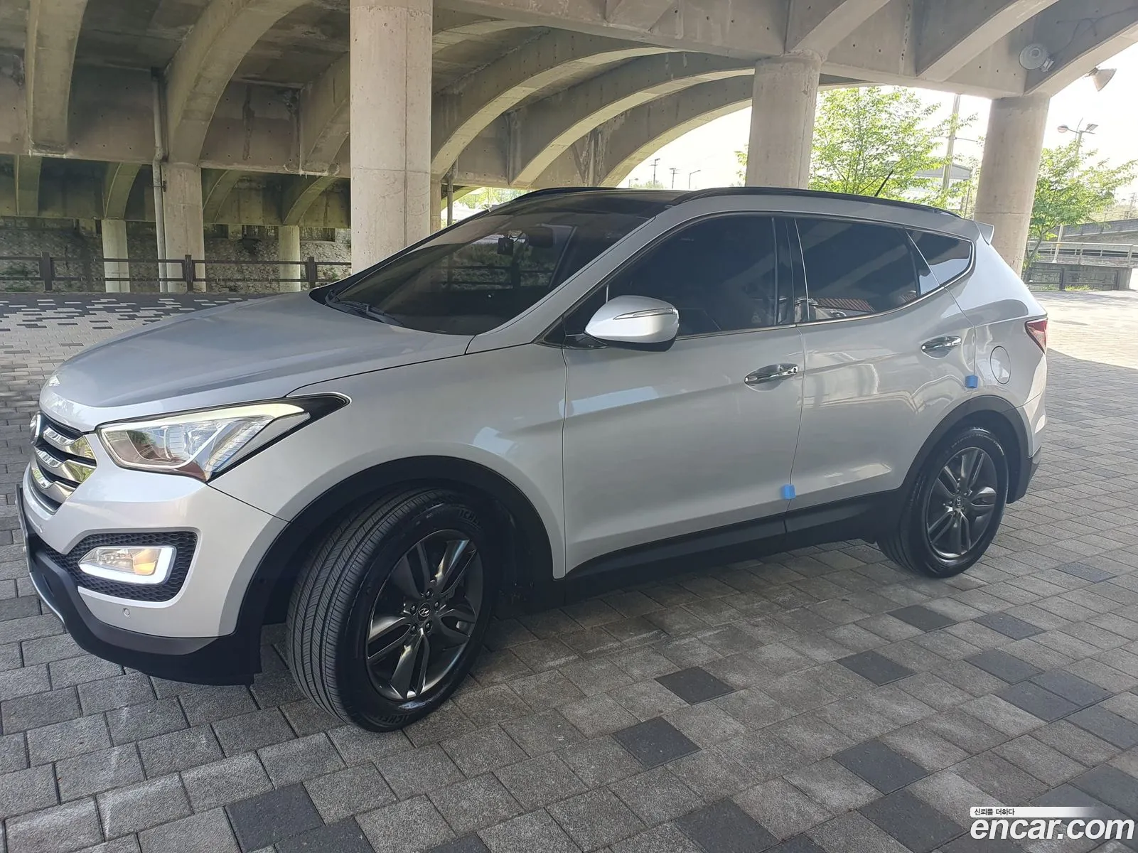 Hyundai Santa Fe Iii Diesel E-Vgt 20 2Wd Exclusive 2013 - фотография 19147109