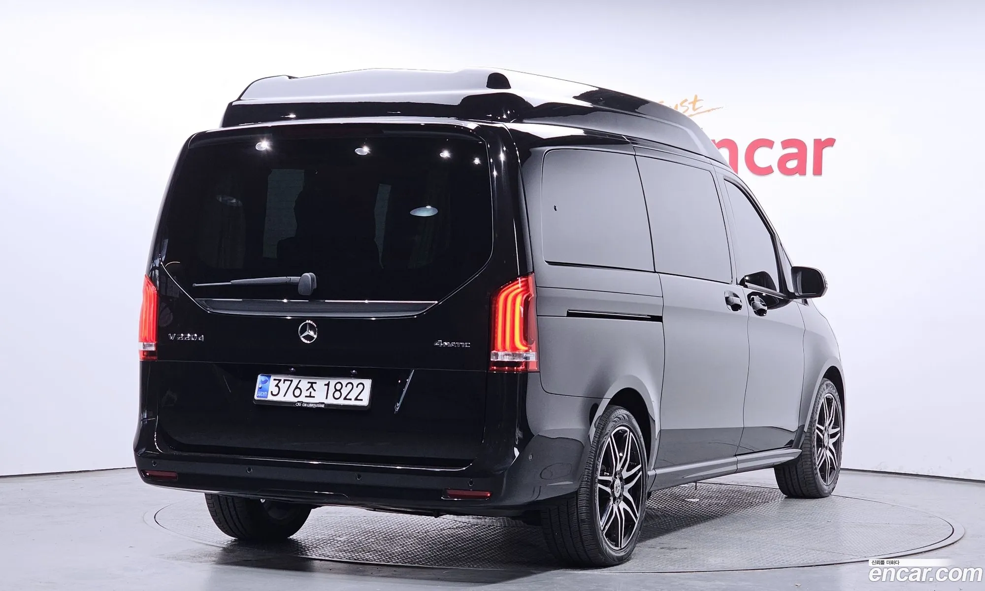 Mercedes-Benz V-Klasse V220 Cdi 2023 - фотография 12092933
