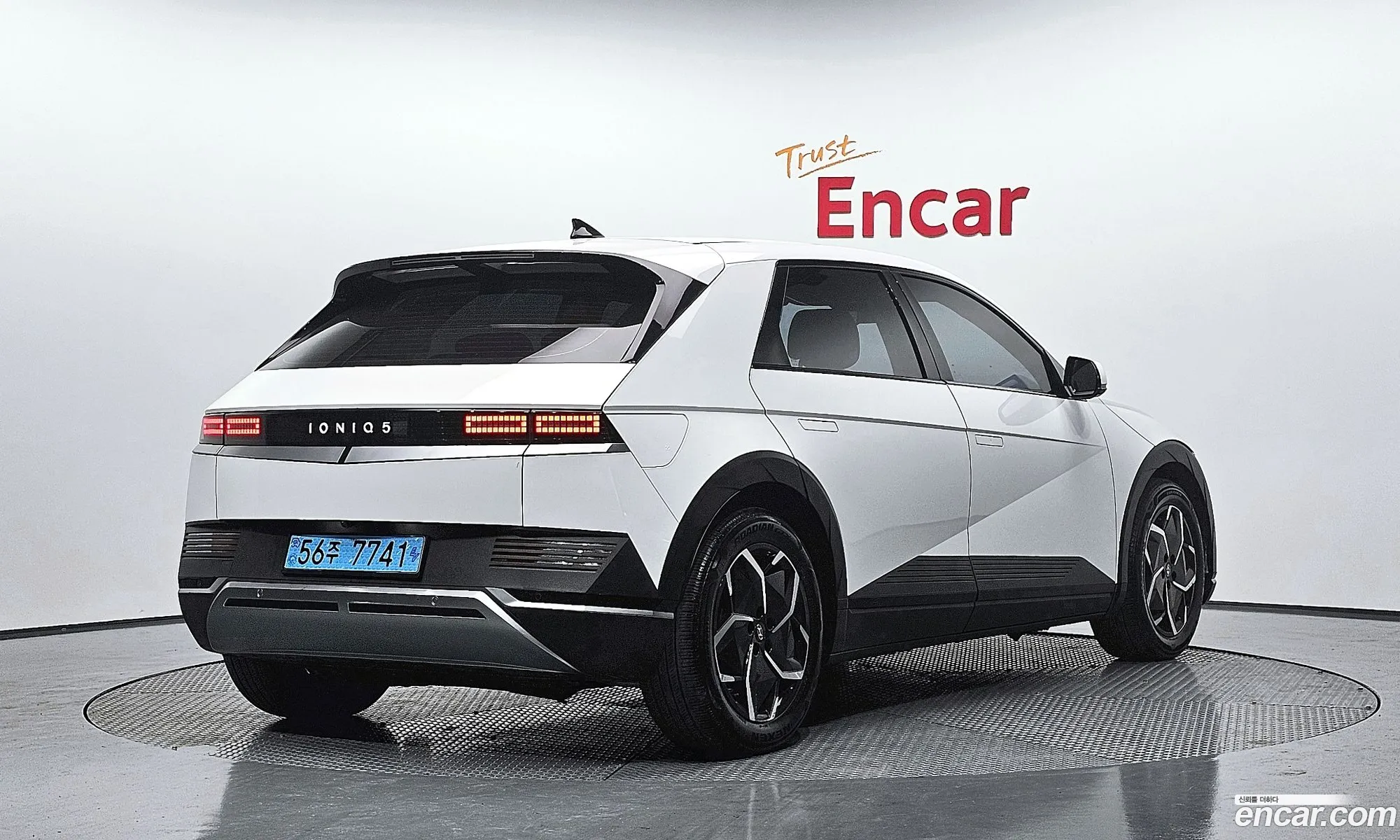 Hyundai Ioniq 5 Ioniq 5 Long Range 2022 - фотография 11881873