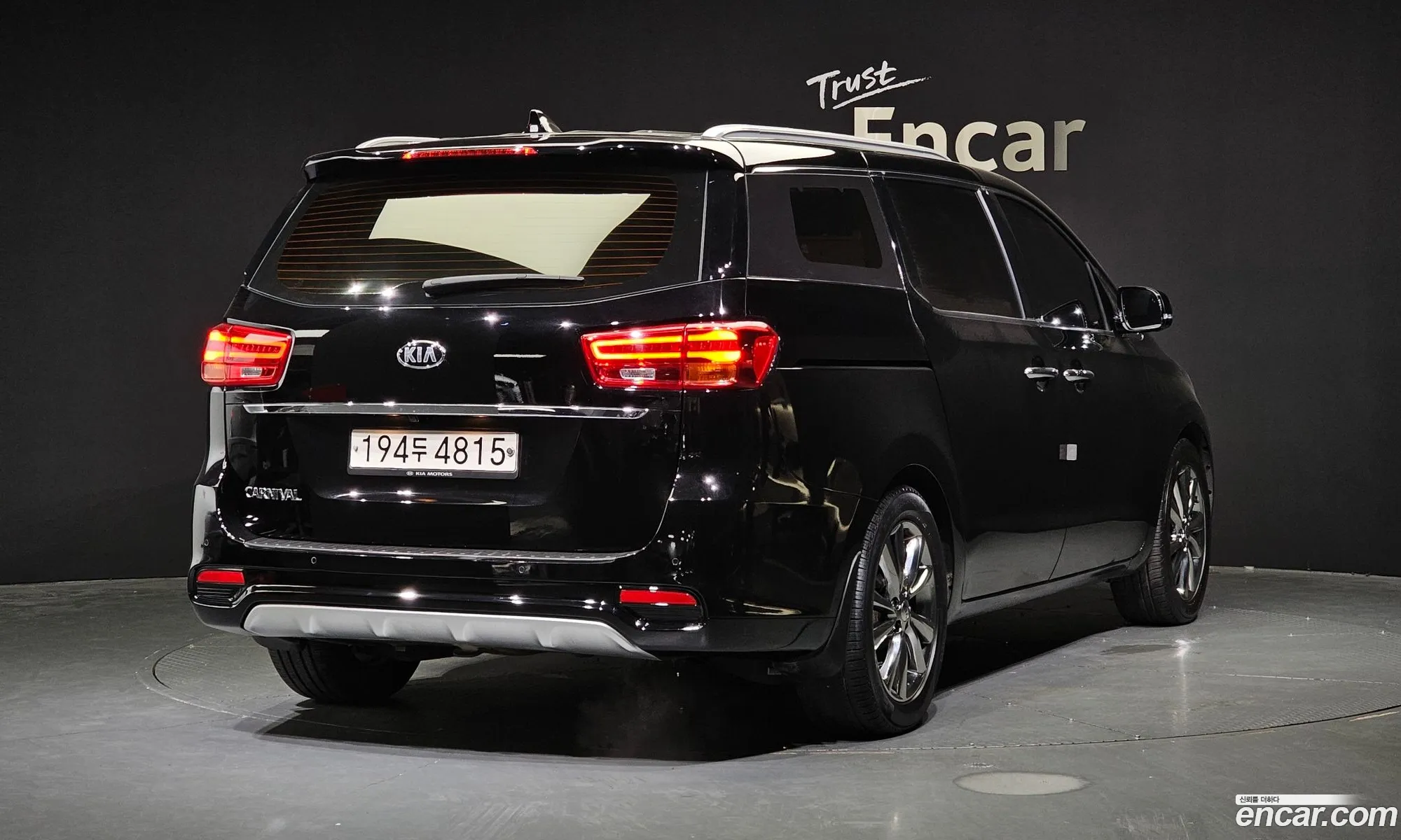 Kia Carnival Iii Gasoline 9-Seater Noblesse Special 2019 - фотография 15707232