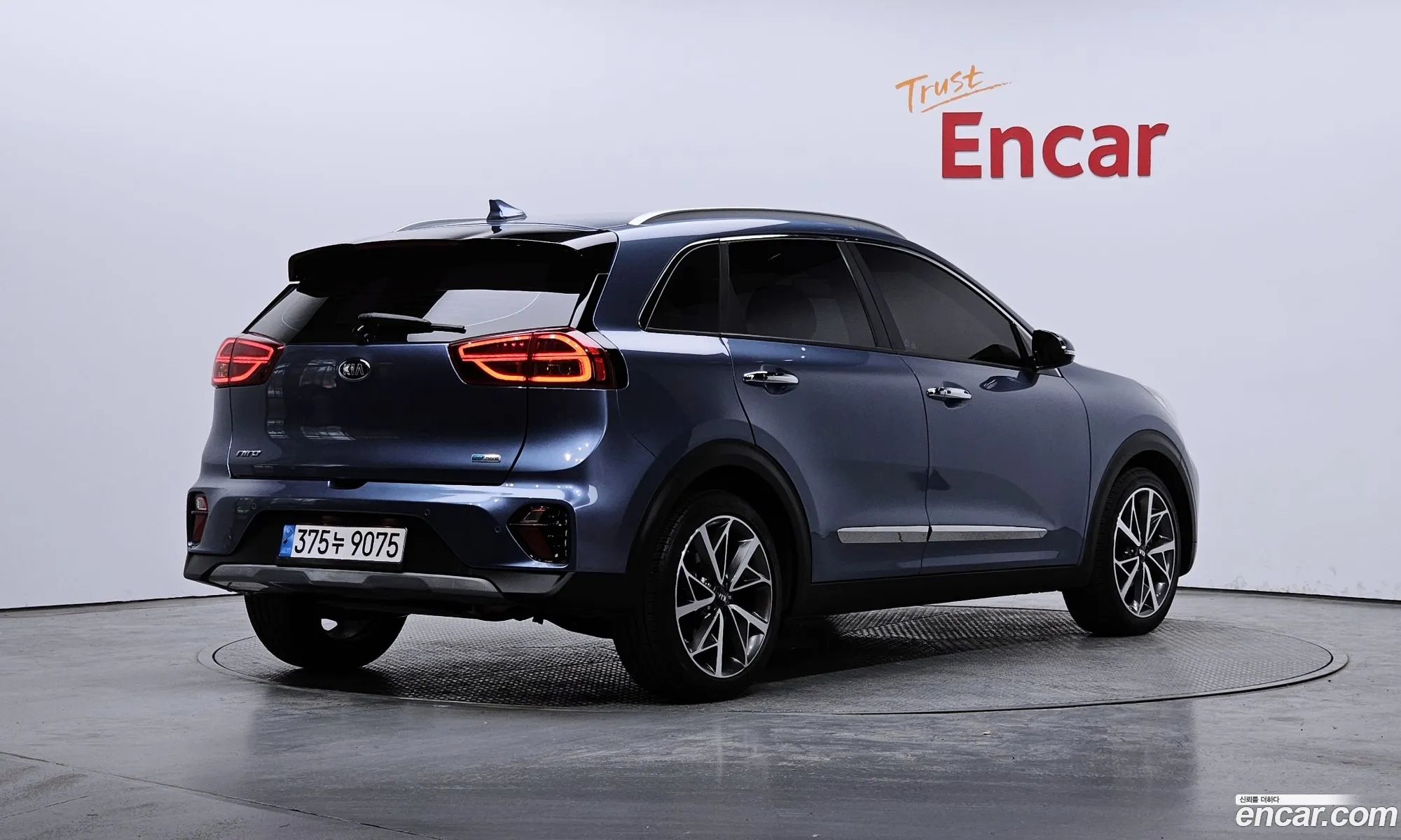 Kia Niro I 16 Hev 2020 - фотография 15869954