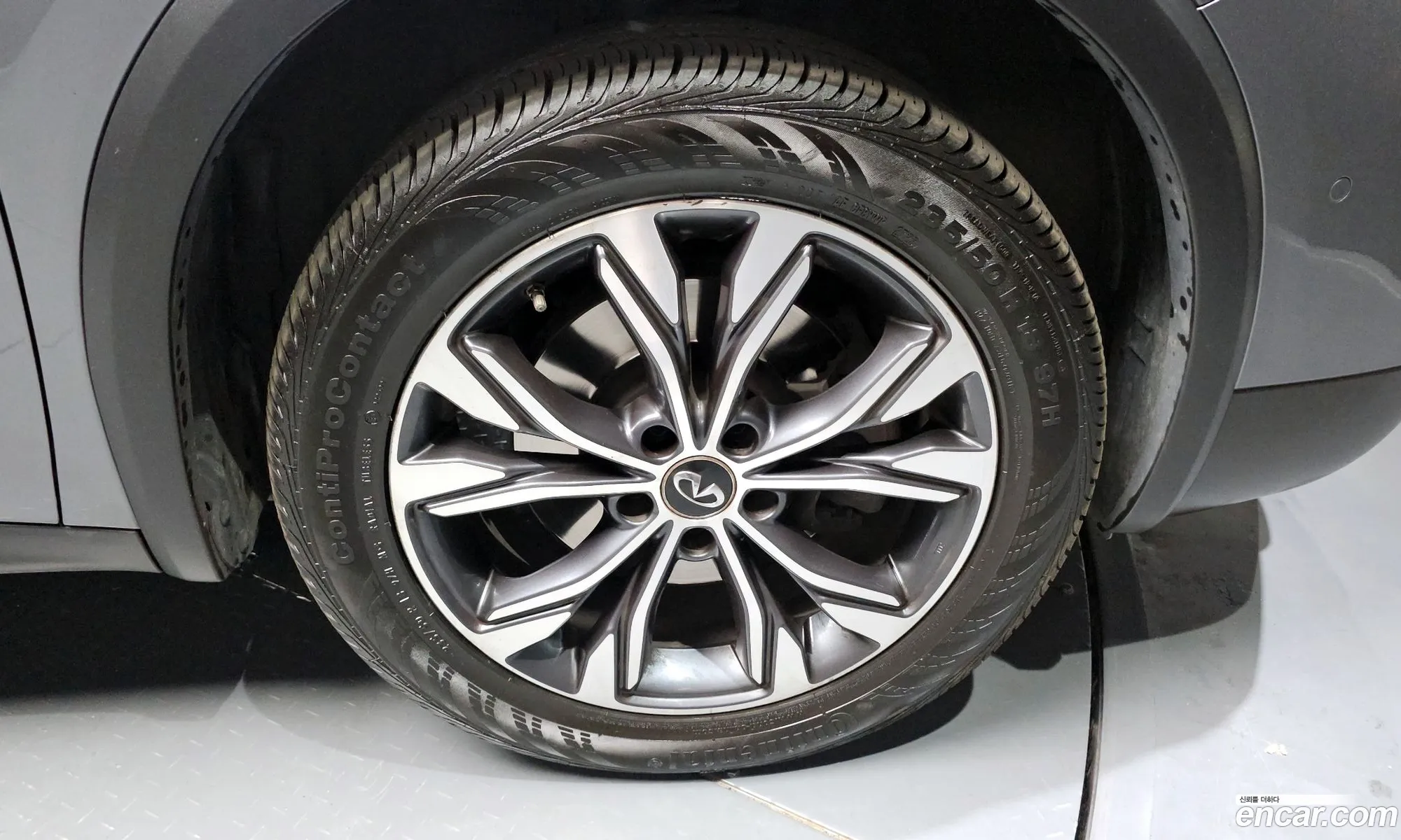 Infiniti Qx30 Qx30 20 Pro Assist Awd 2019 - фотография 3801013